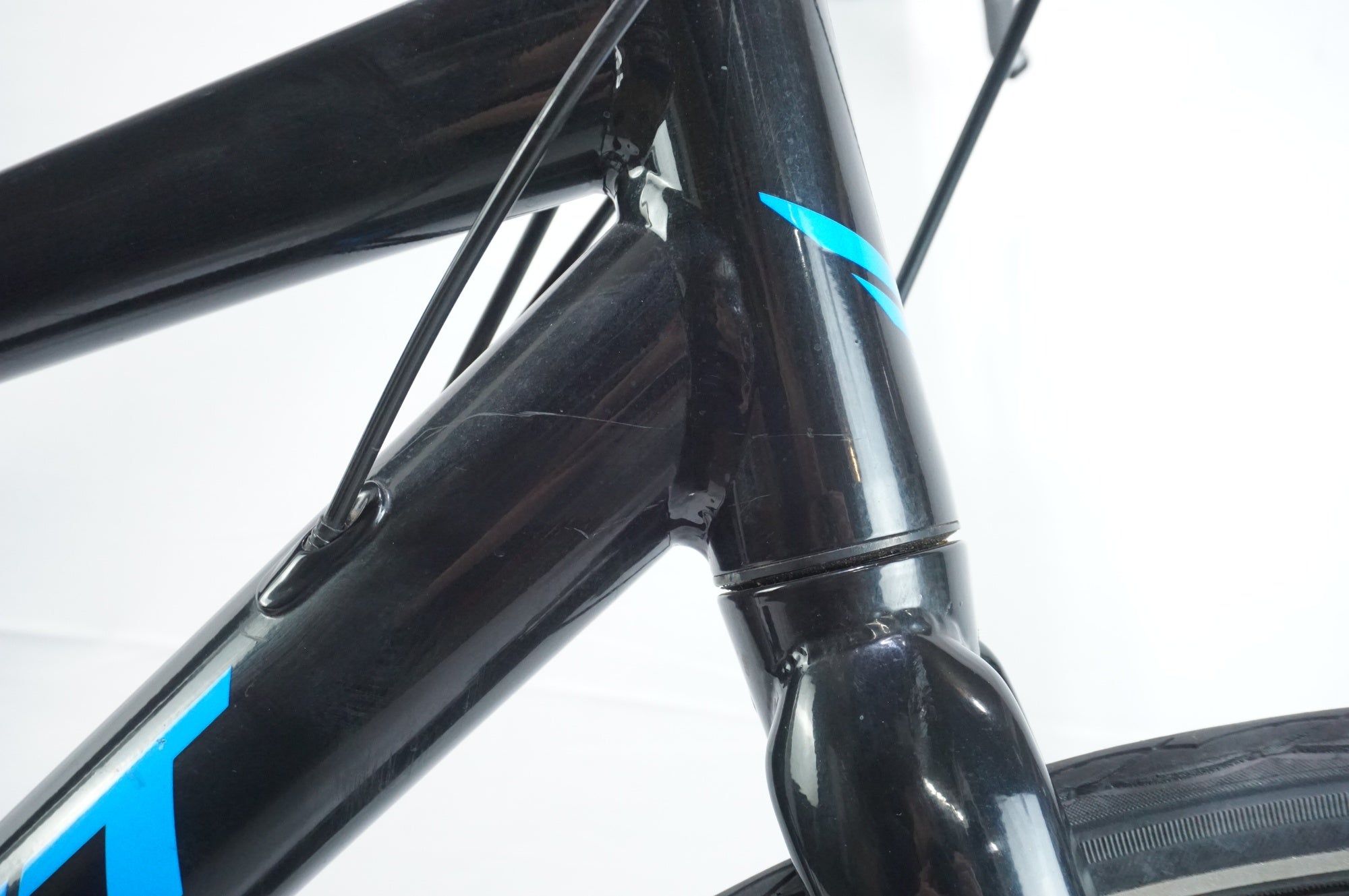 FELT 「フェルト」 VERZA SPEED 40 2021年モデル クロスバイク / 中目黒店