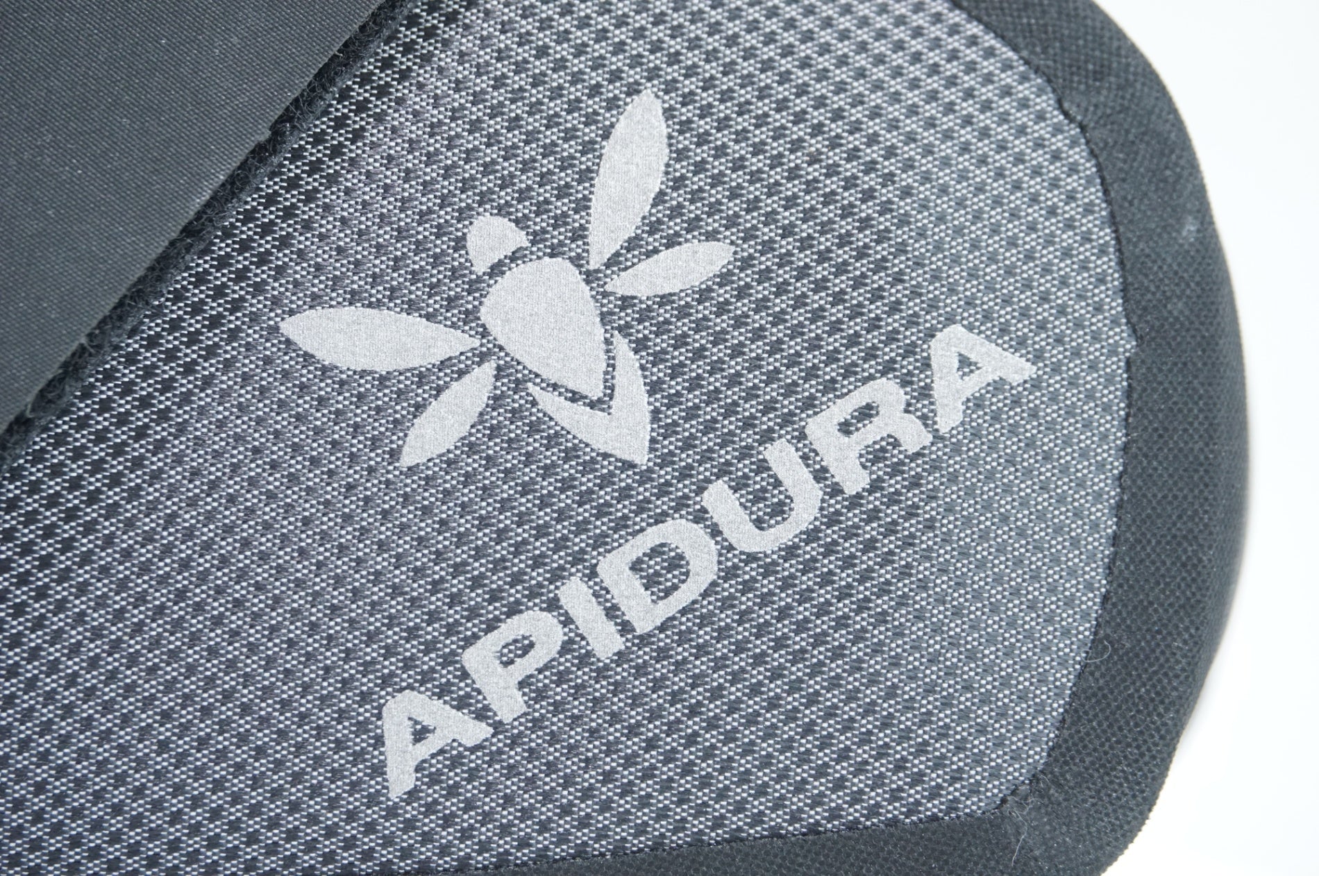 APIDURA 「アピデュラ」 EXPEDITION SADDLE PACK 9L サドルバッグ / 中目黒店