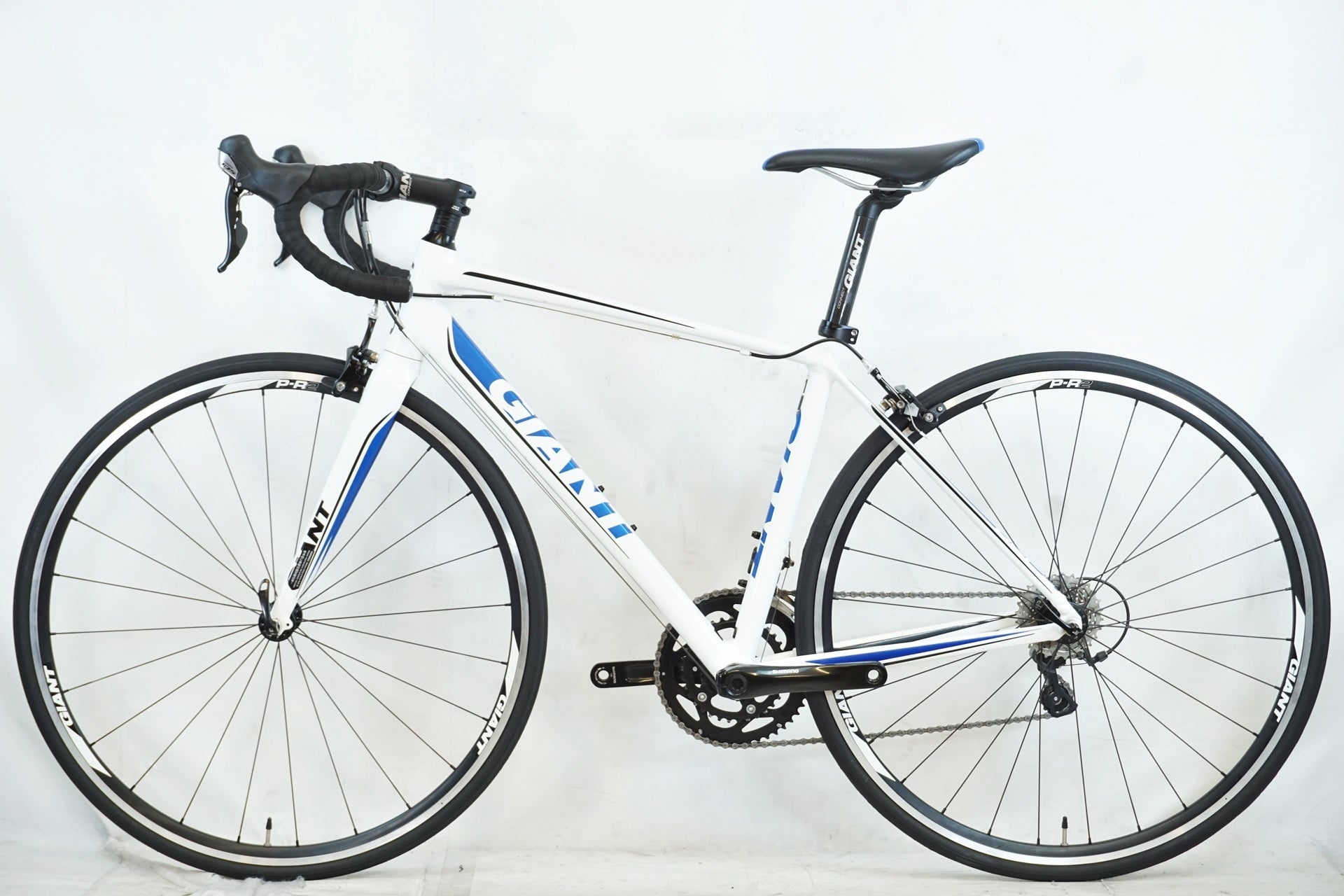 GIANT 「ジャイアント」 DEFY1 2012年モデル ロードバイク / 有明ガーデン店