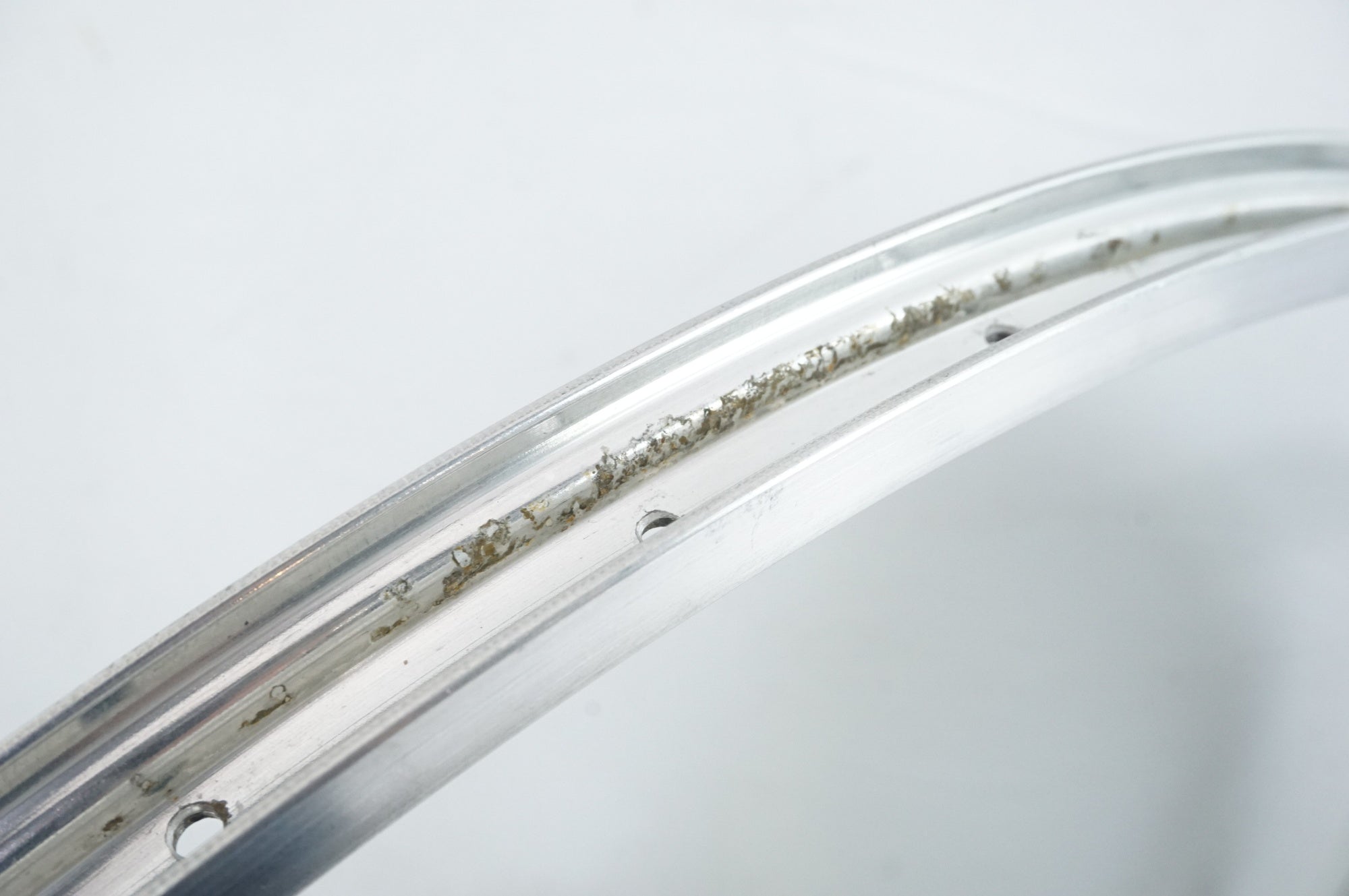 AMBROSIO 「アンブロッシオ」 シングルウォール 26x1-3/8 リムセット / 中目黒店