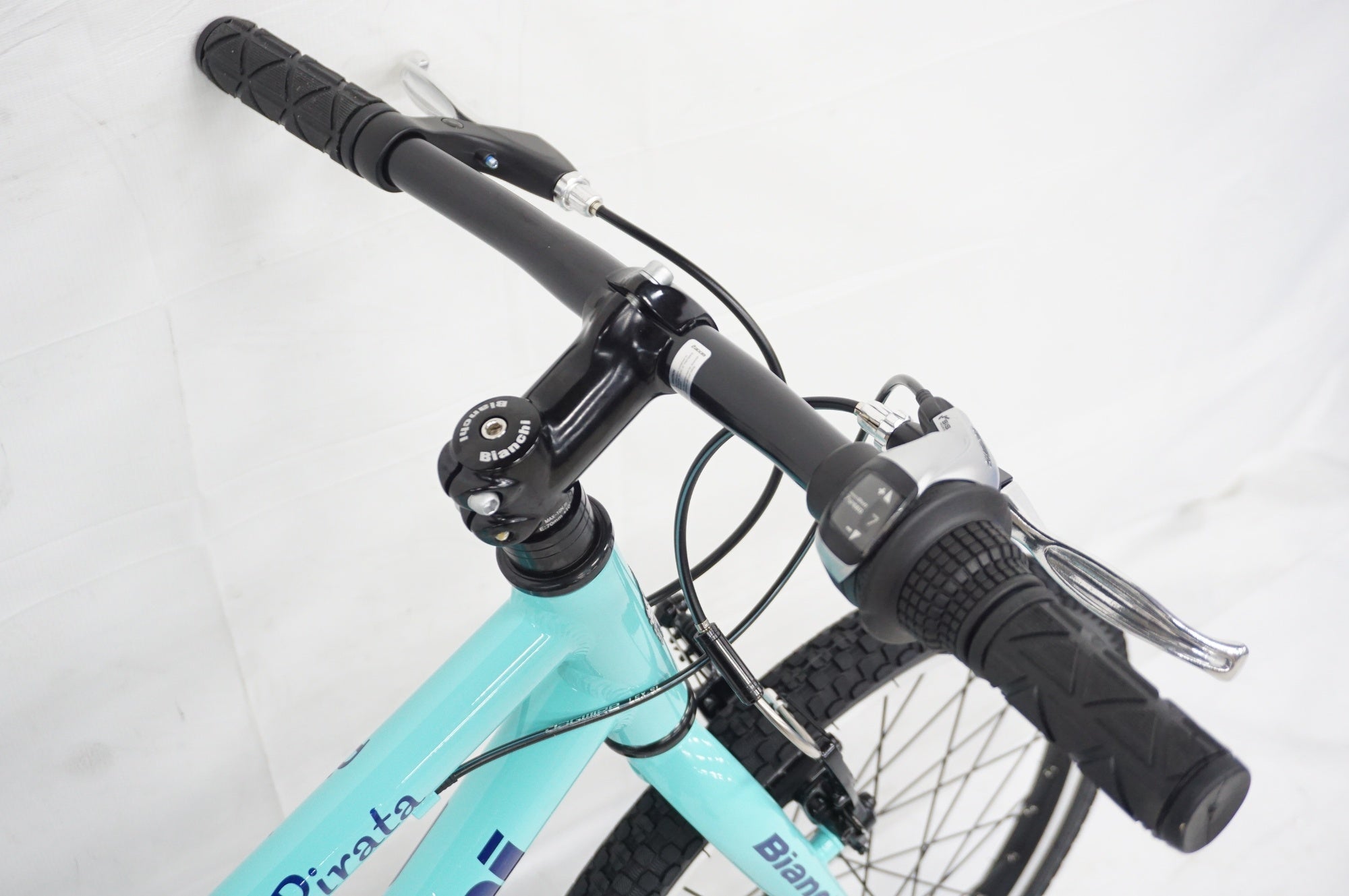 BIANCHI 「ビアンキ」 PIRATA 20 2022年モデル 20インチ キッズバイク / 阪急塚口店 ｜ バイチャリ公式オンラインショップ  【スポーツ自転車買取販売専門店】