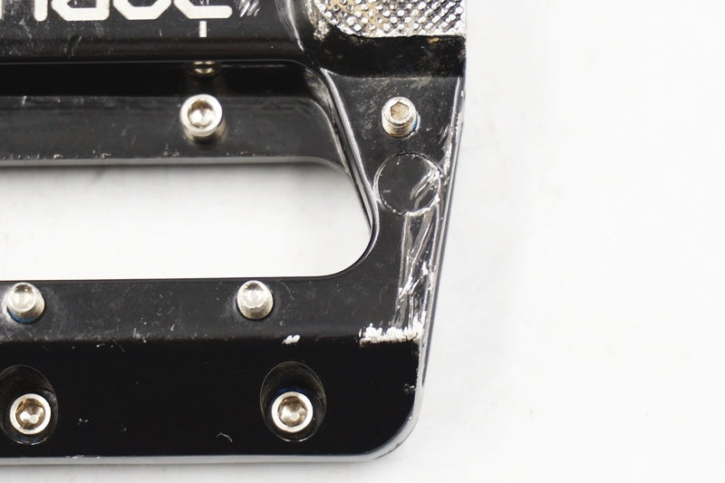 SIX PACK 「シックスパック」 MENACE ペダル / 奈良店