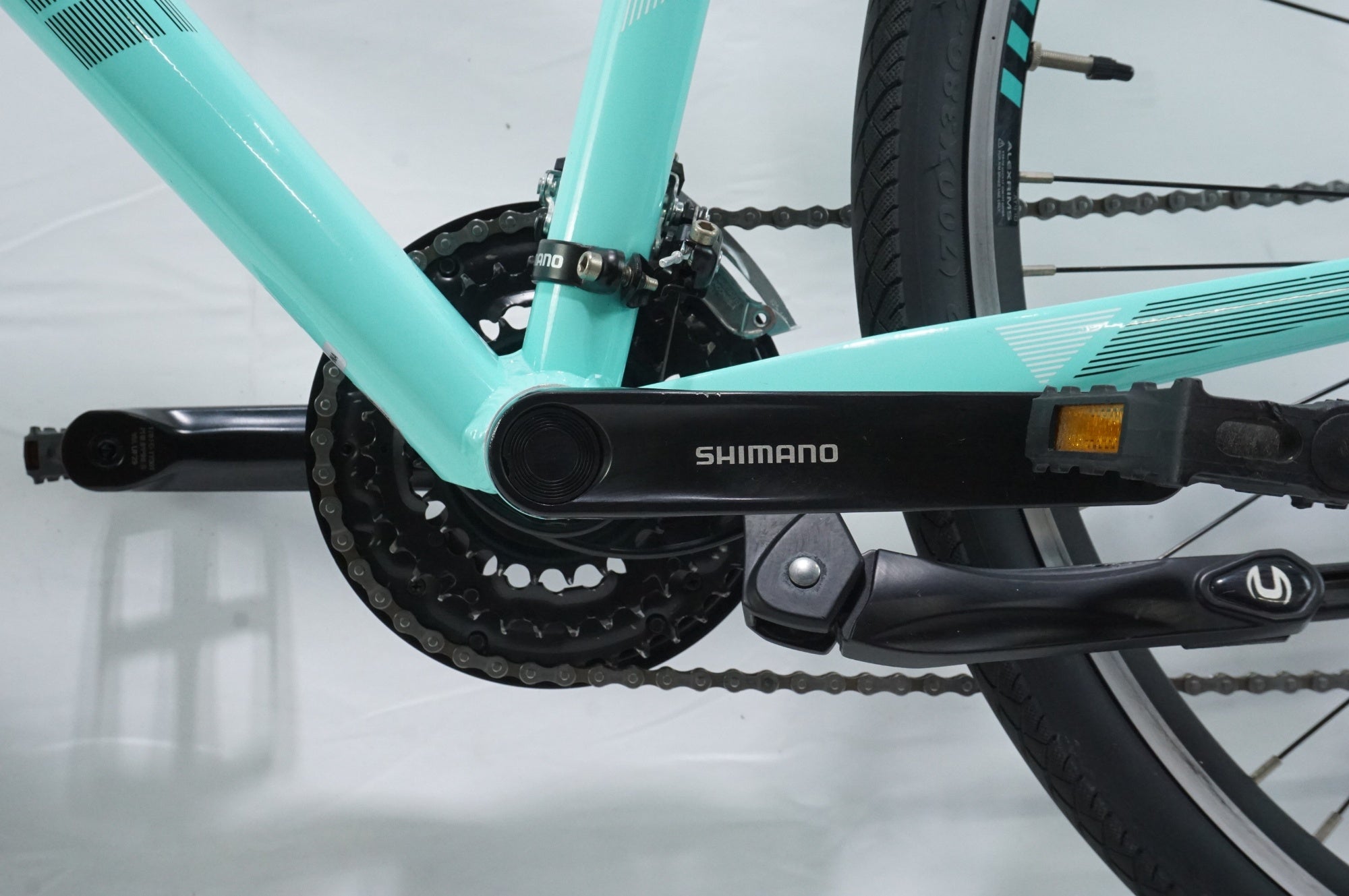 BIANCHI 「ビアンキ」 C-SPORT1 2023年モデル クロスバイク / 中目黒店
