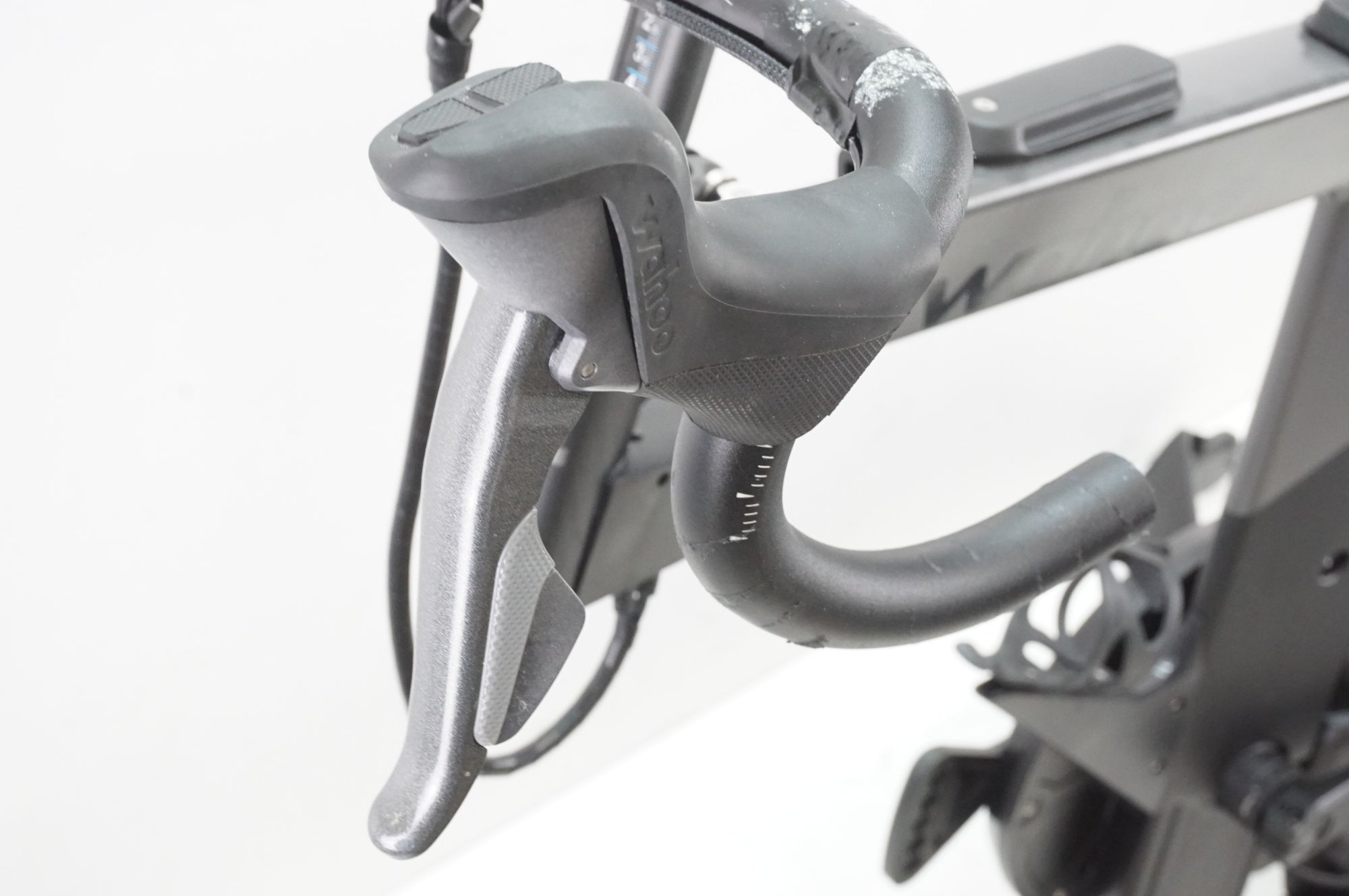 WAHOO 「ワフー」 KICKR BIKE V1 サイクルトレーナー / 大宮店