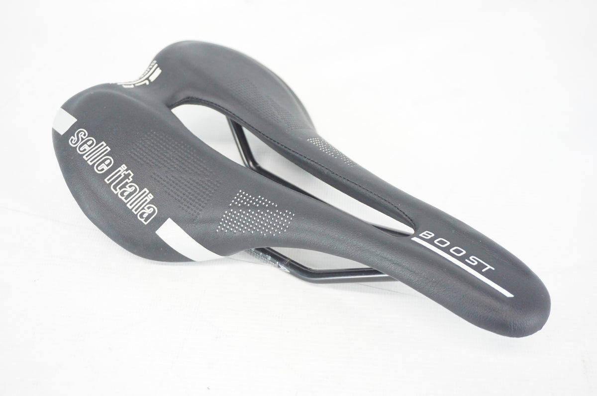 SELLE ITALIA 「セライタリア」 SLR BOOST サドル / 阪急塚口店