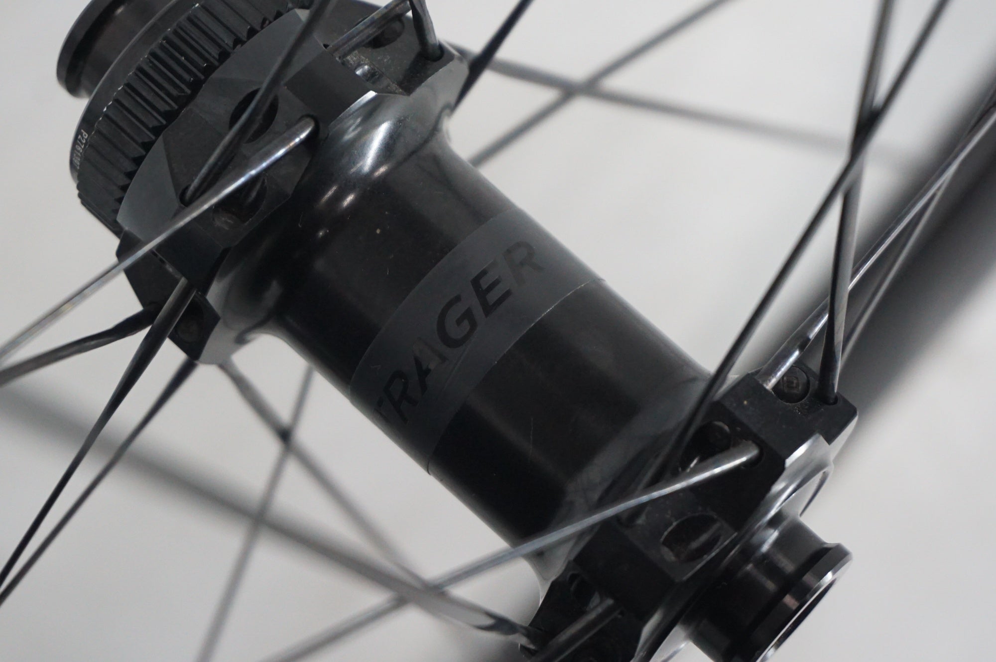 BONTRAGER 「ボントレガー」 AEOLUS PRO 51 TLR DISC シマノ11速