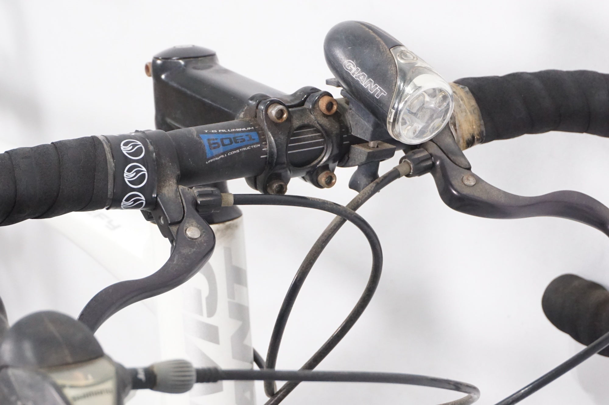 ジャンク GIANT 「ジャイアント」 DEFY3 2010年モデル ロードバイク / AKIBA店