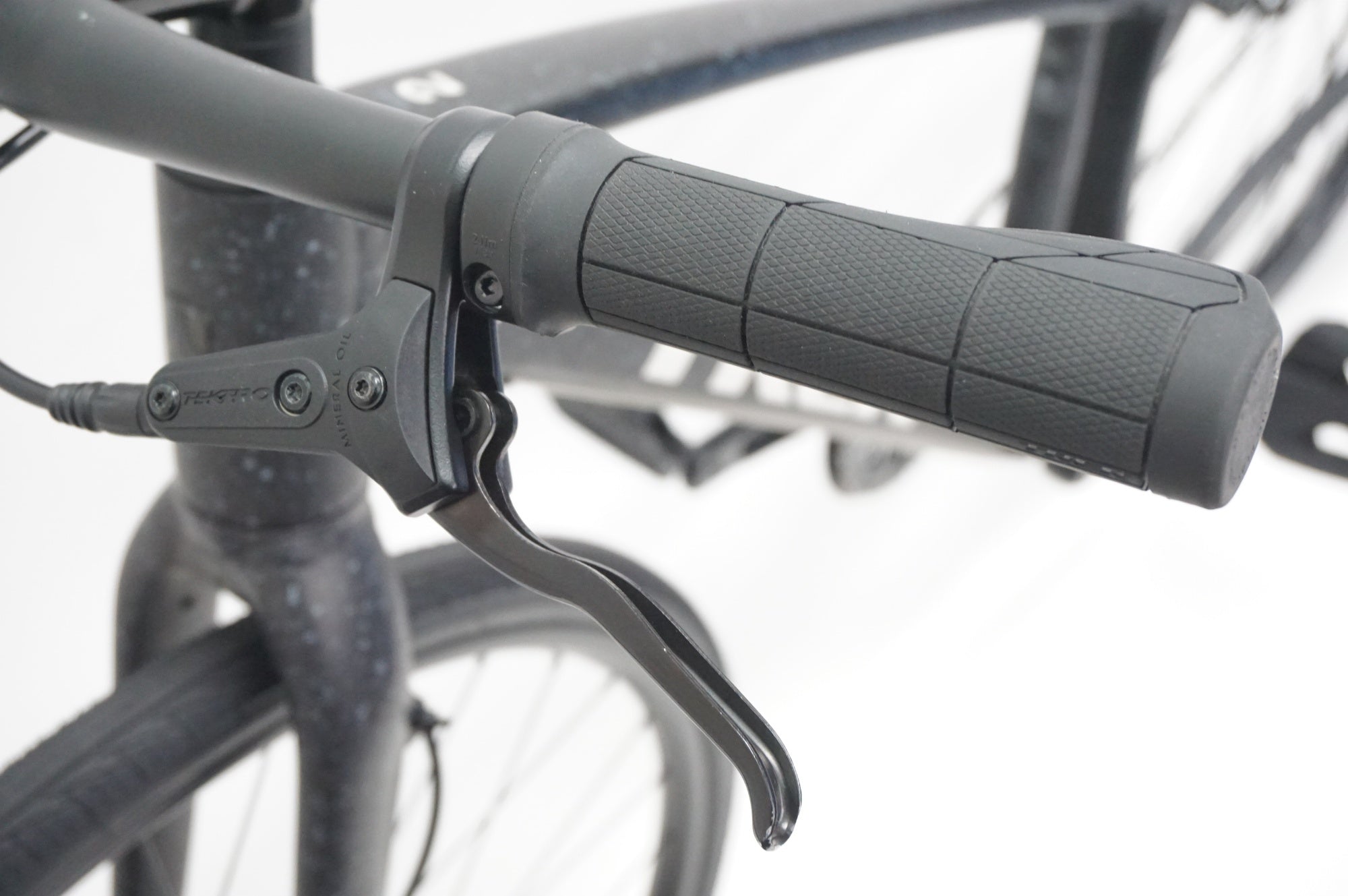 TREK 「トレック」 FX2 GEN4 2025年モデル クロスバイク / 福岡店