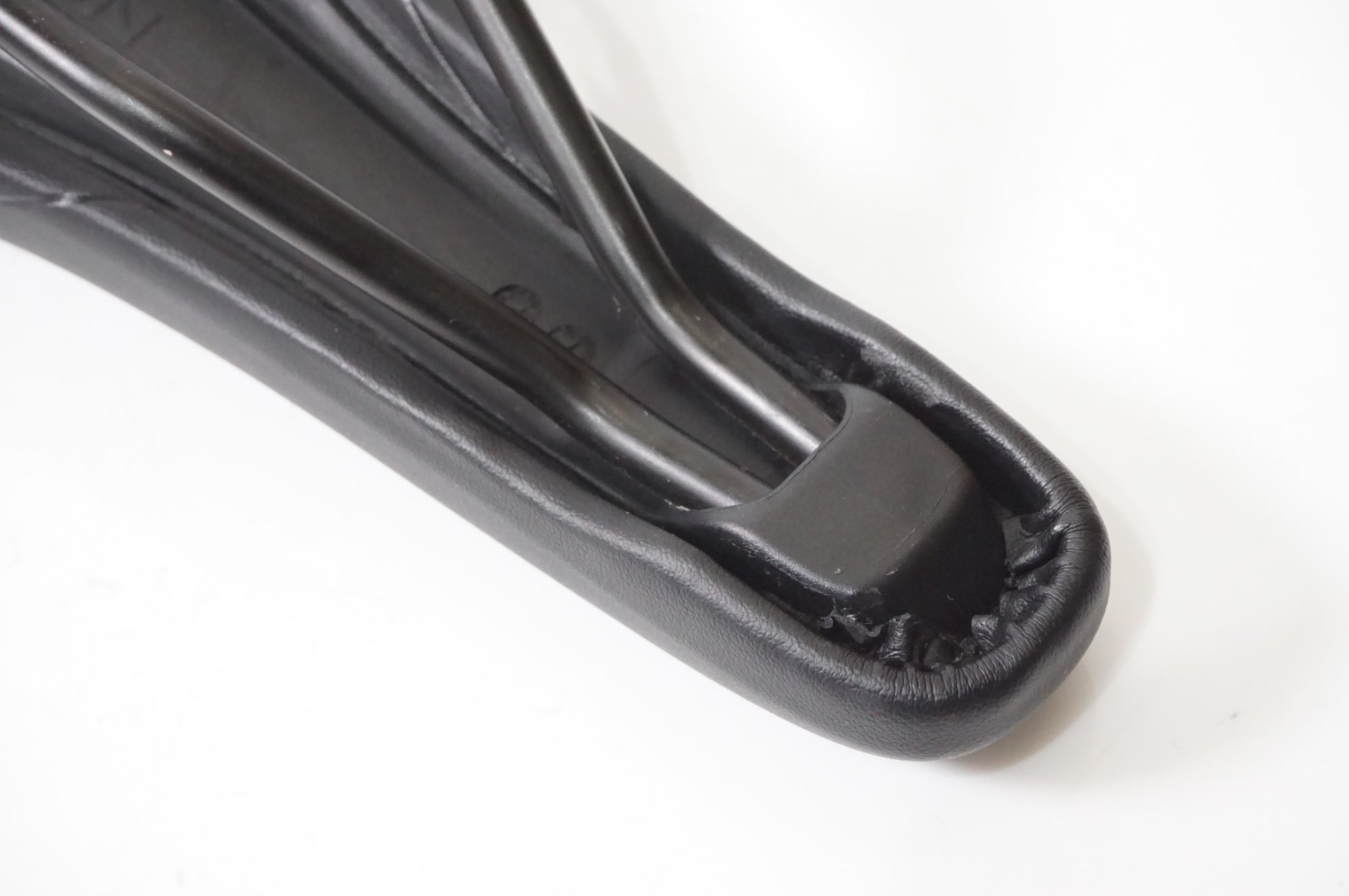 ERGON 「エルゴン」 SR 10 PRO サドル / AKIBA店