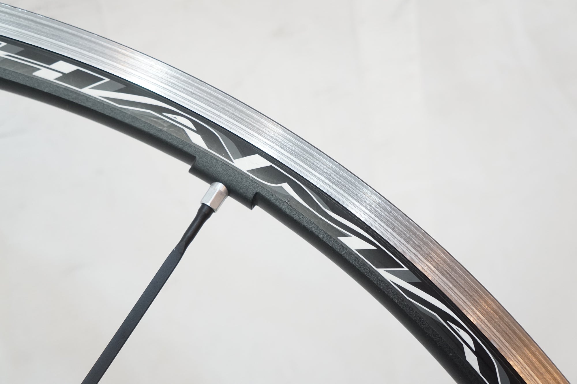 CAMPAGNOLO 「カンパニョーロ」 SHAMAL ULTRA シマノ11速 ホイールセット / バイチャリ浦和ベース
