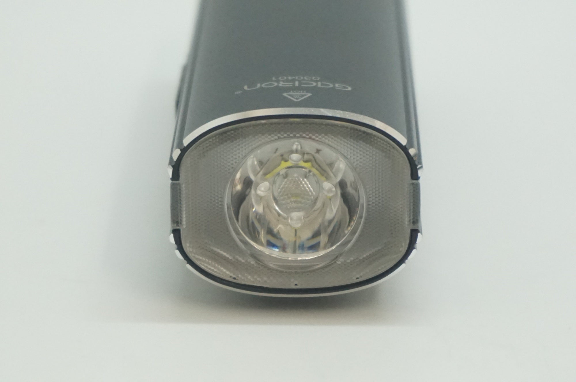 GACIRON 「ガシロン」 V20S-1000 2in1 ライト / 福岡店