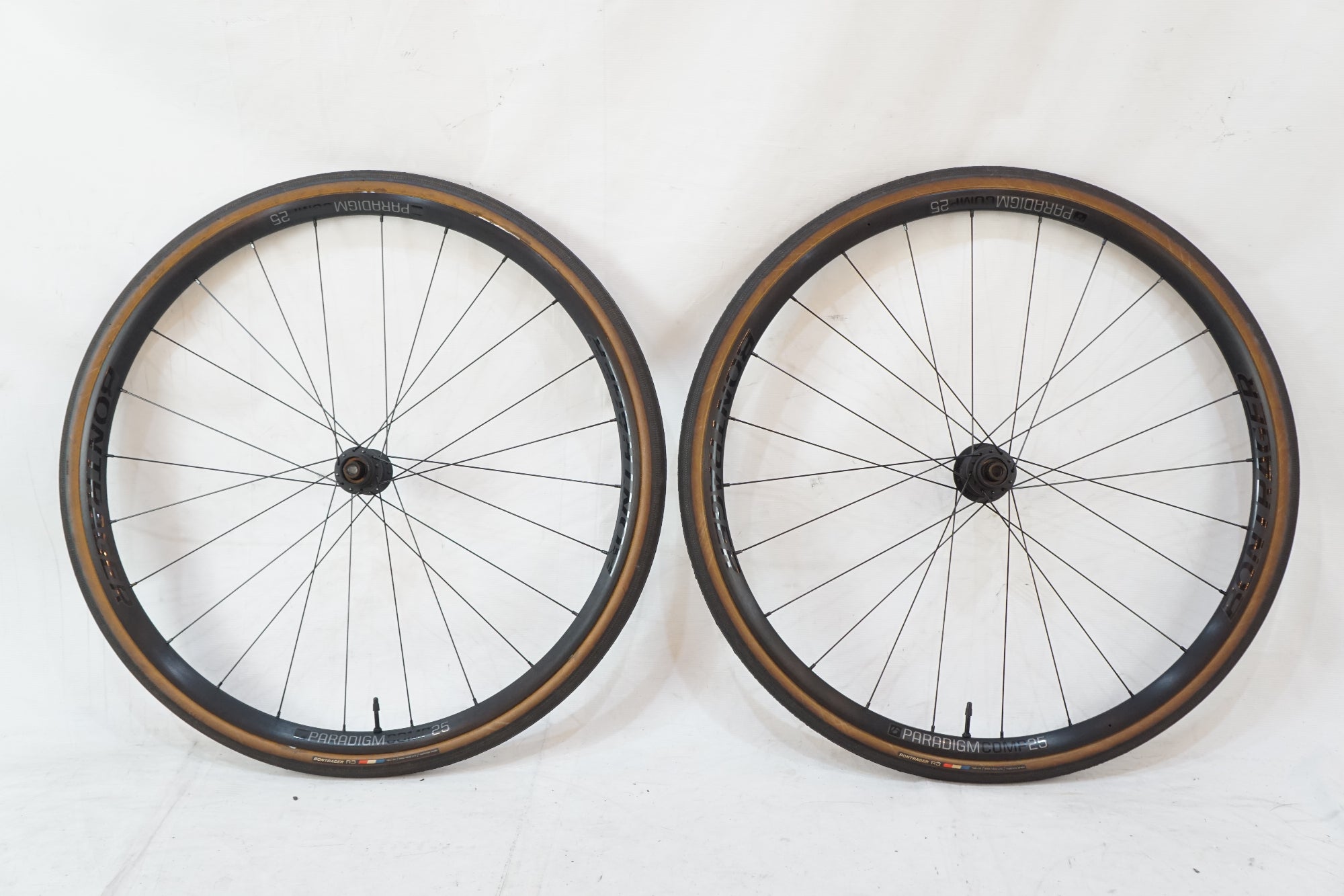 BONTRAGER 「ボントレガー」 PARADIGM COMP25 シマノ11速 622×25C ホイールセット / バイチャリ浦和ベース