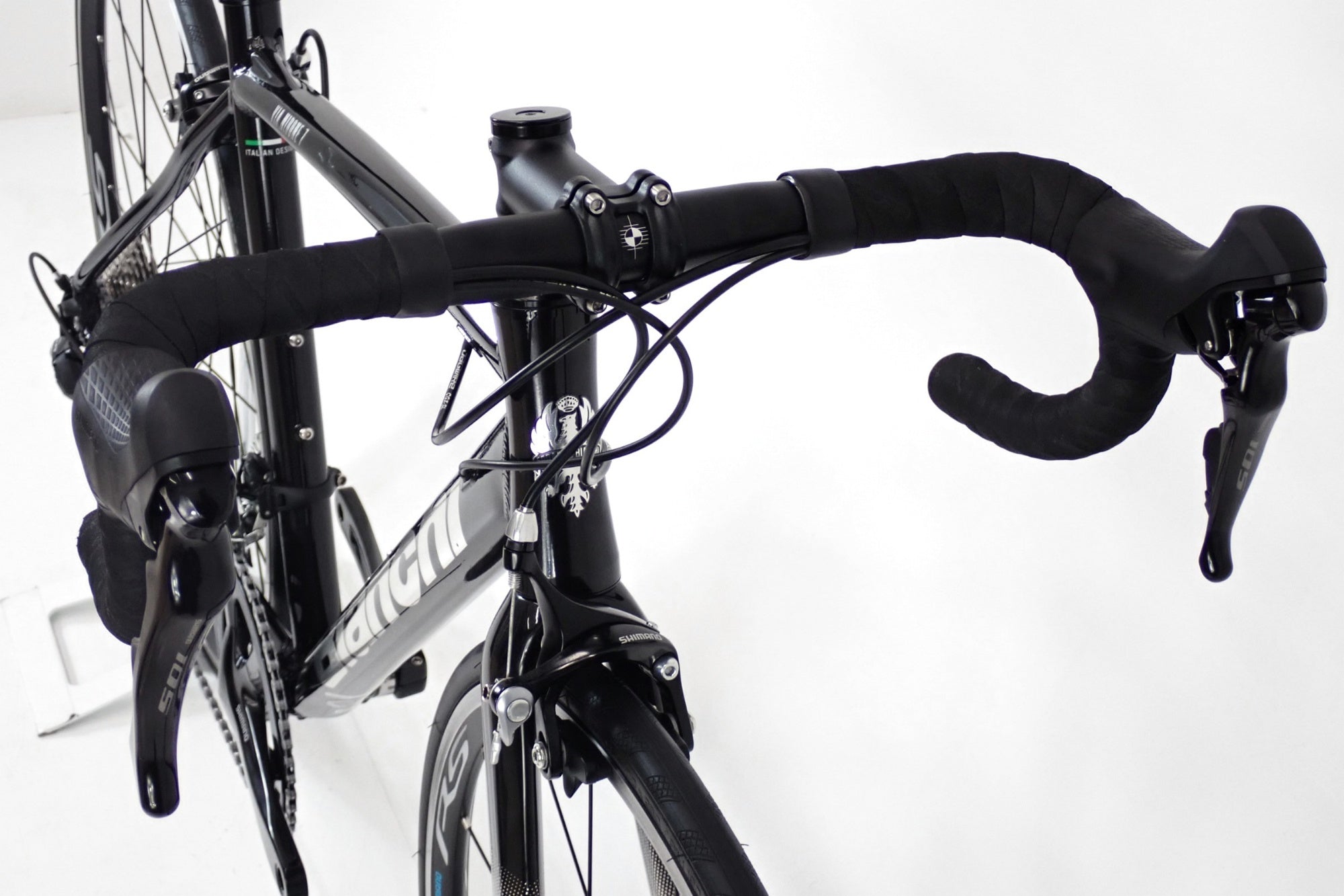 BIANCHI 「ビアンキ」 VIA NIRONE 7 105 2025年モデル ロードバイク