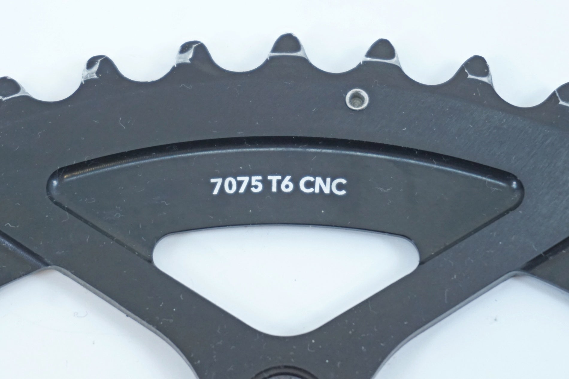 ROTOR 「ローター」 Q-RINGS 7075 T6 CNC 110BCD 52T 11S アウター