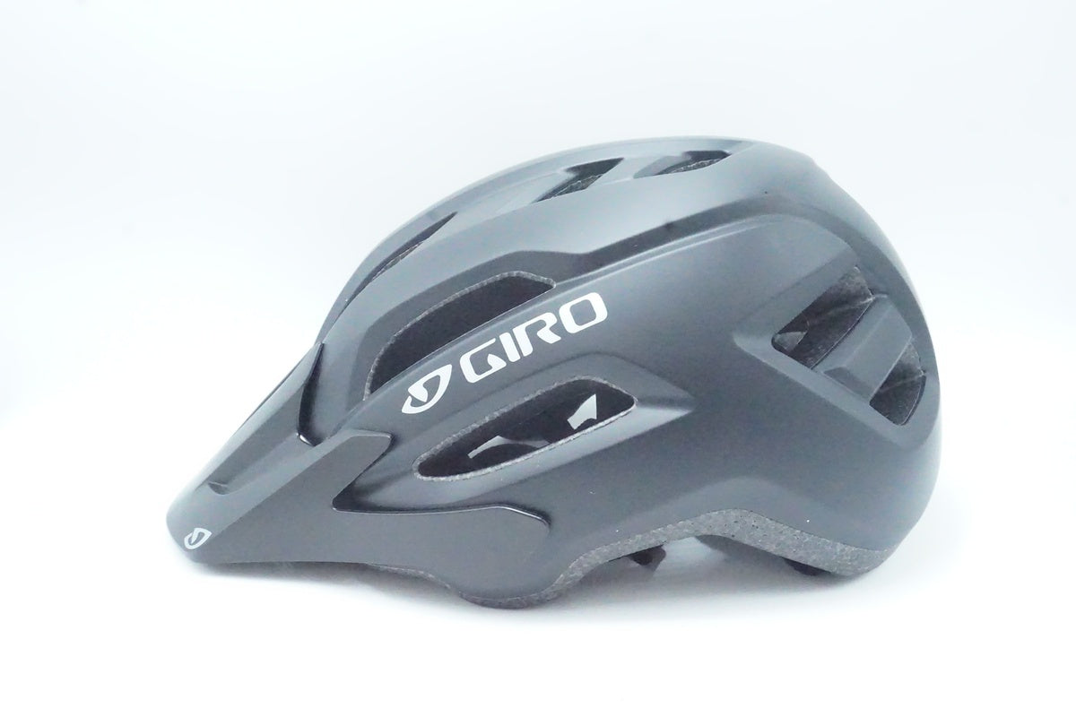 GIRO「ジロ」 FIXTURE2 54-61cm ヘルメット/ 京都西院店