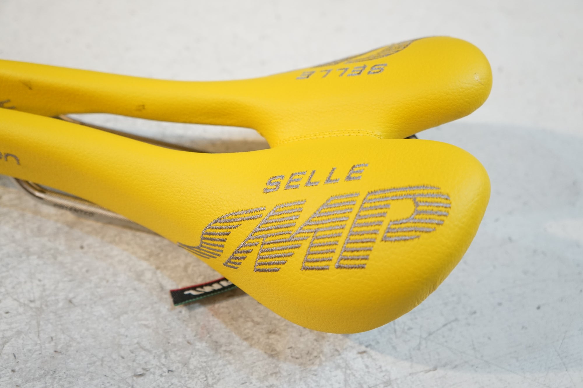 SELLE SMP 「セラ エスエムピー」 DRAKON サドル / バイチャリ浦和