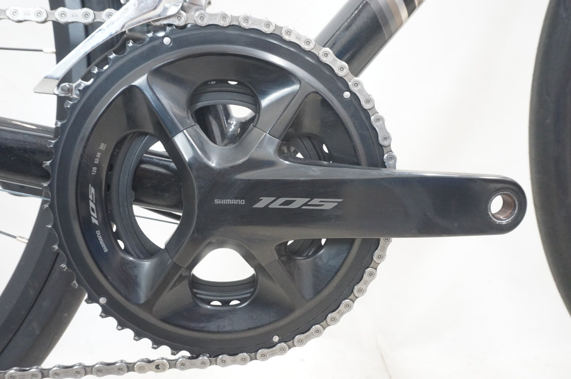 KHODAABLOOM 「コーダーブルーム」 STRAUSS RACE3 2026年モデル ロード