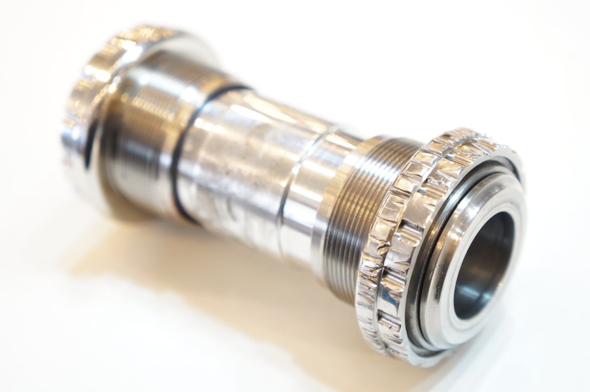 PHILWOOD 「フィルウッド」 OUTBOARD ボトムブラケット / バイチャリ浦和ベース