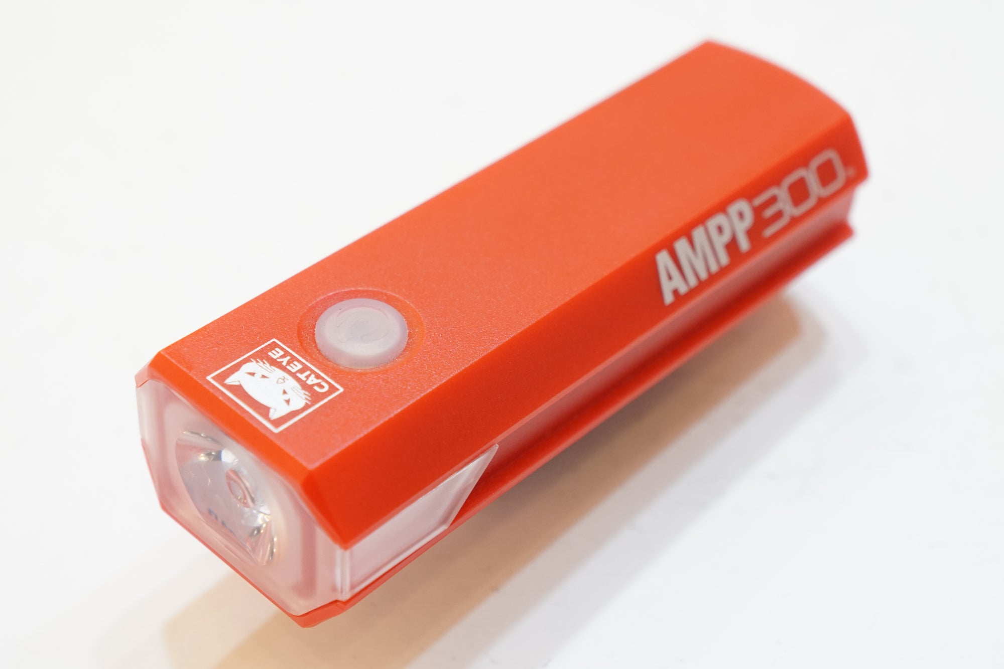 CATEYE 「キャットアイ」 AMPP300 フロントライト / バイチャリ浦和ベース