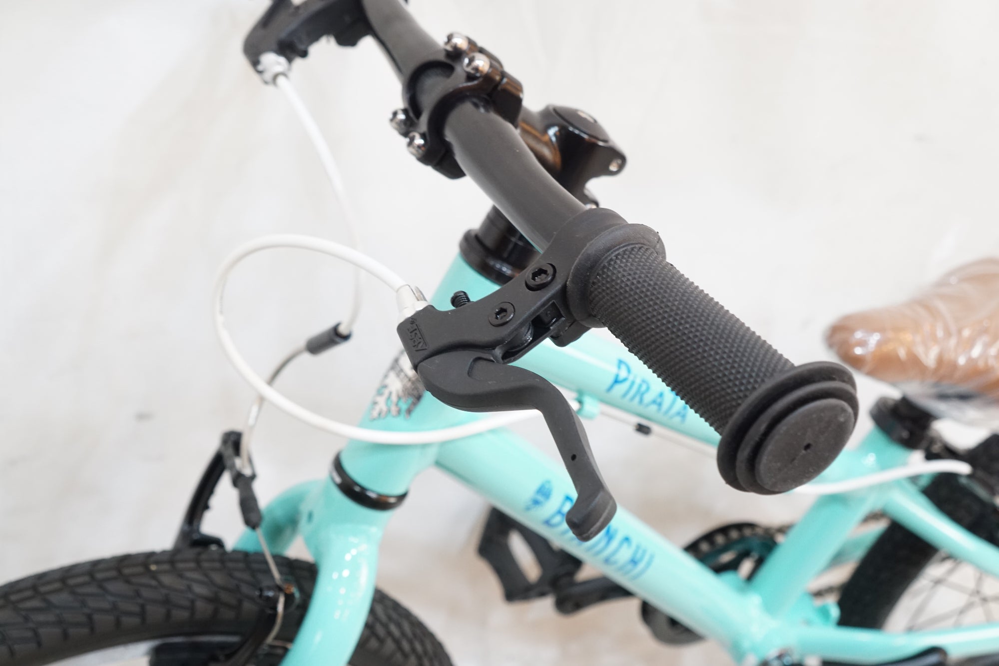 BIANCHI 「ビアンキ」 PIRATA16 2022年モデル 16インチ キッズバイク 