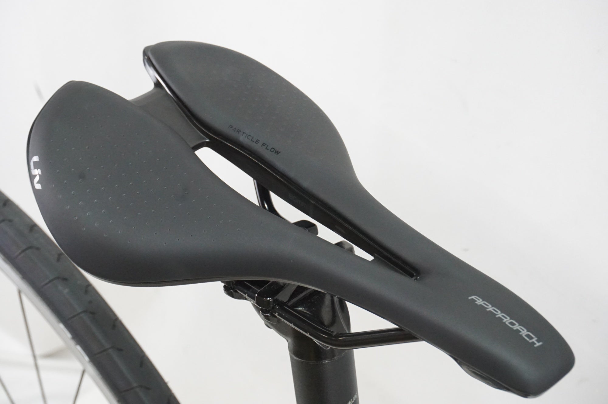 GIANT 「ジャイアント」 LIV AVAIL 2 2023年モデル ロードバイク / 大宮店