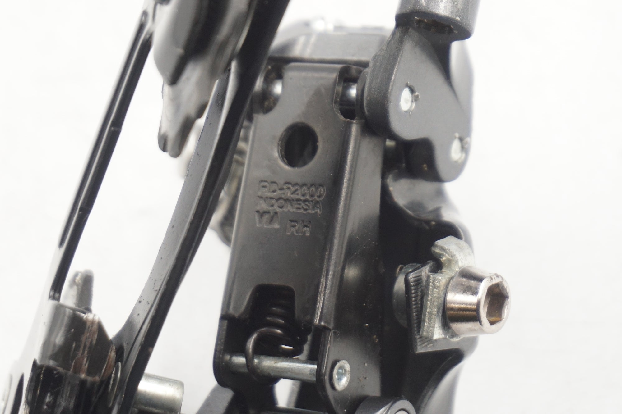 SHIMANO 「シマノ」 RD-R2000 リアディレイラー / 奈良店