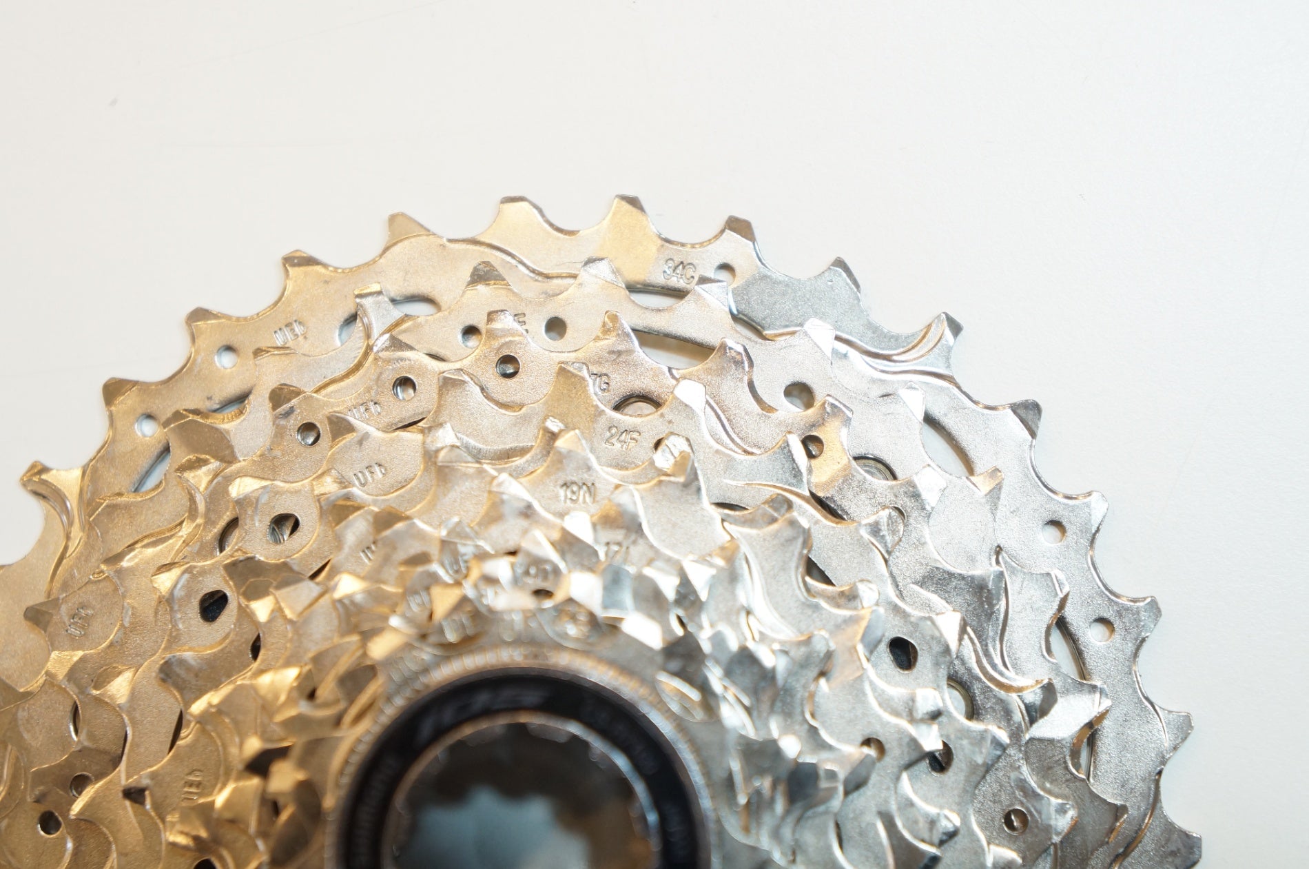 SHIMANO 「シマノ」 105 CS-R7100 11-34T スプロケット / バイチャリ浦和ベース