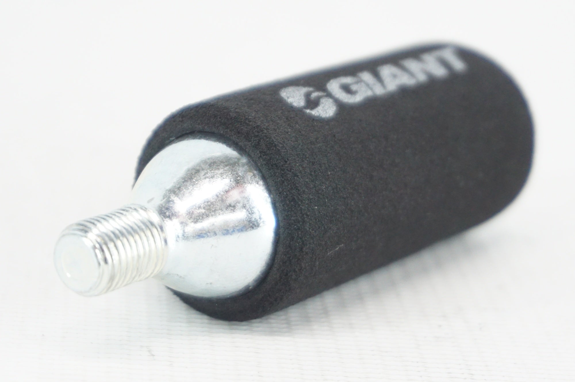 GIANT 「ジャイアント」 CONTROL BLAST CO2 カートリッジ / 阪急塚口店