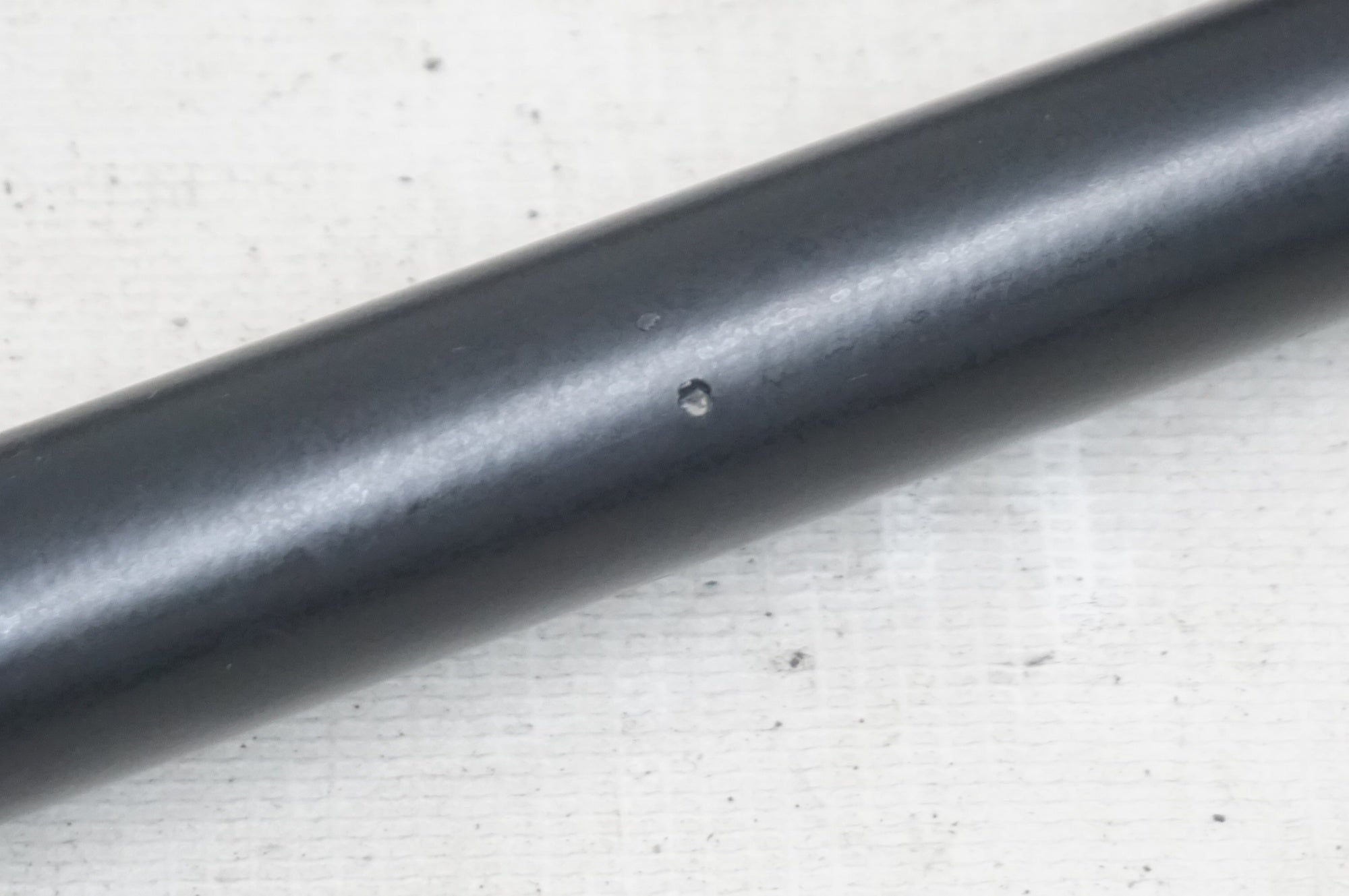 IWA 「アイダブルエー」 A01V SPECIAL ディスプレイスタンド / 福岡店