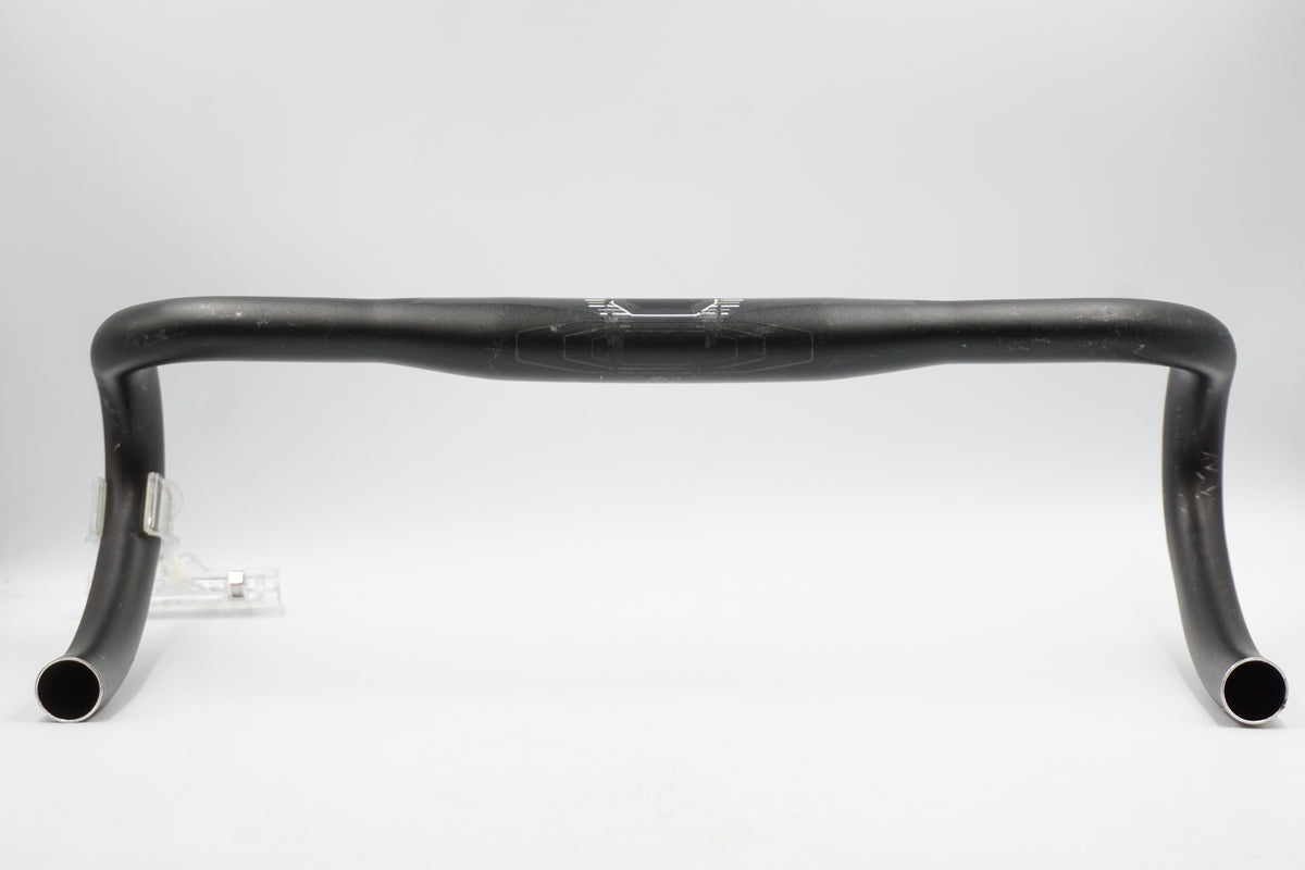 GIANT 「ジャイアント」 CONTACT Φ31.8 420mm ハンドル / 奈良店