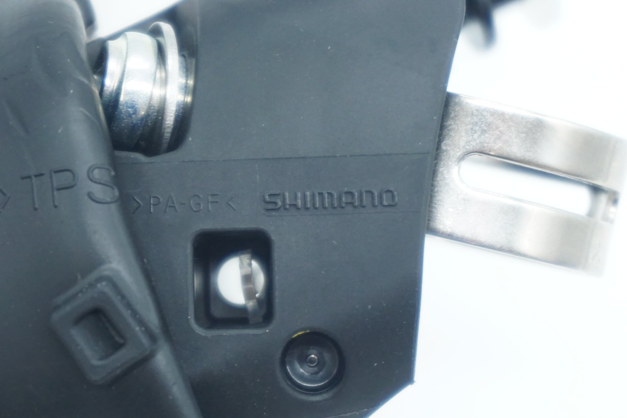 SHIMANO 「シマノ」 105 ST-R7020 デュアルコントロールレバー