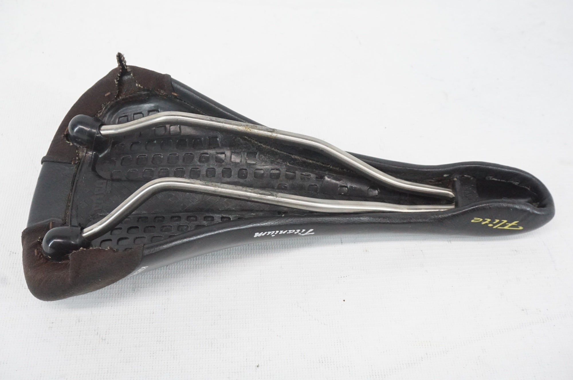 SELLE ITALIA 「セライタリア」 FLITE TITANIUM KEVLAR サドル / 阪急塚口店