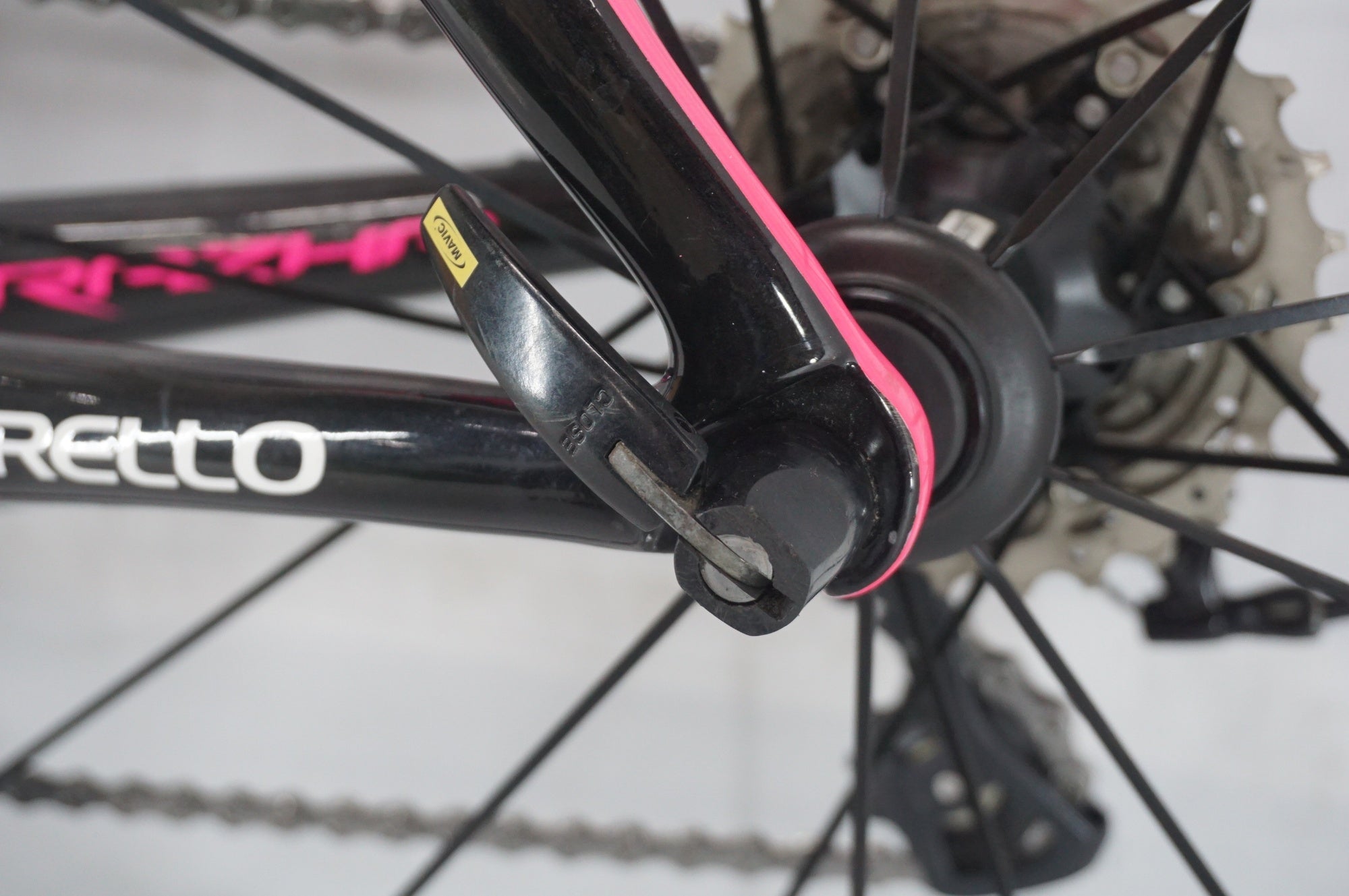 PINARELLO RAZHA ロードバイクフレーム 赤黒2016年 PINARELLO 「ピナレロ」 RAZHA 105 2016年モデル ロードバイク