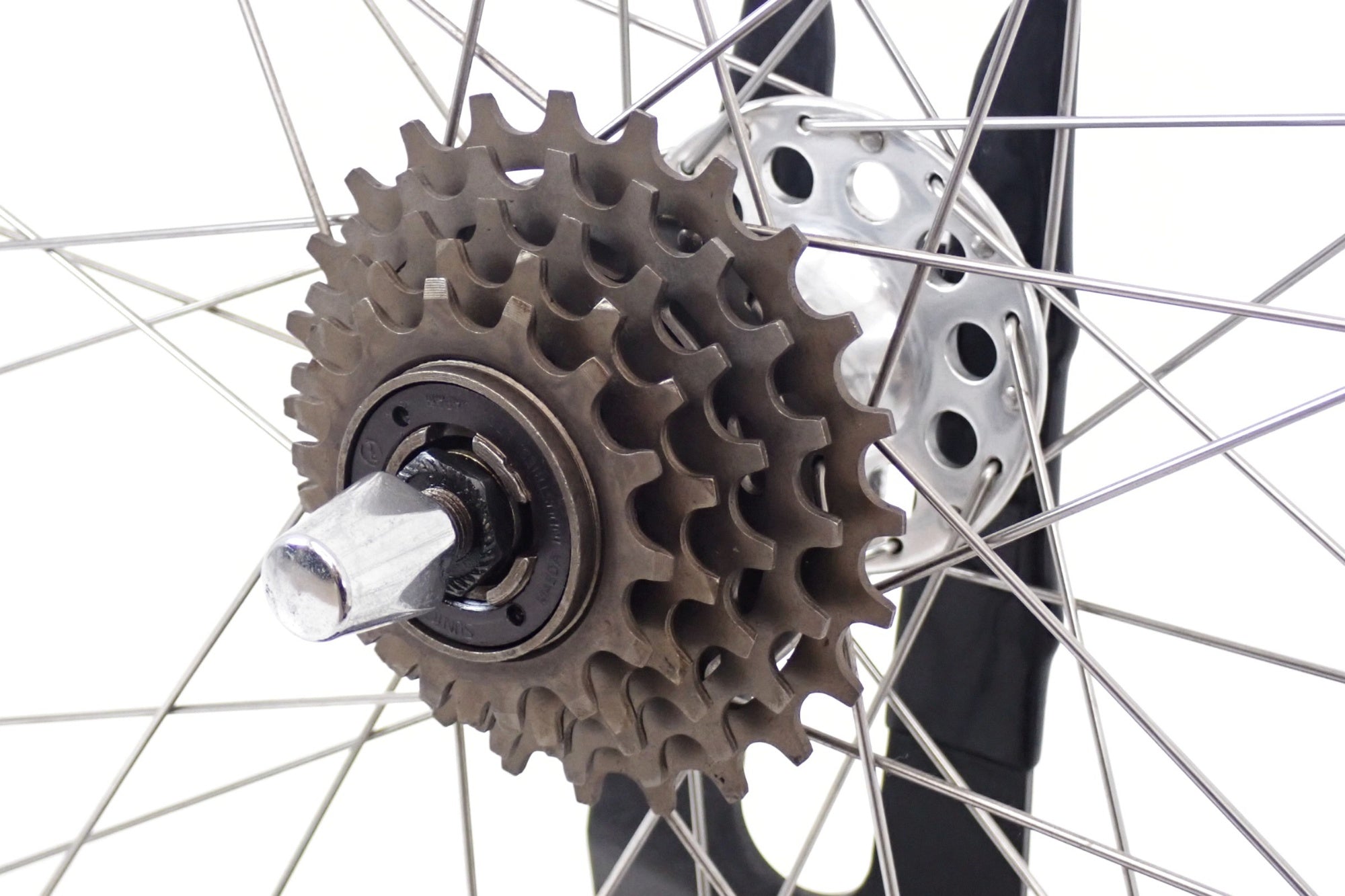 CAMPAGNOLO 「カンパニョーロ」 ラージフランジハブ / WOLBER