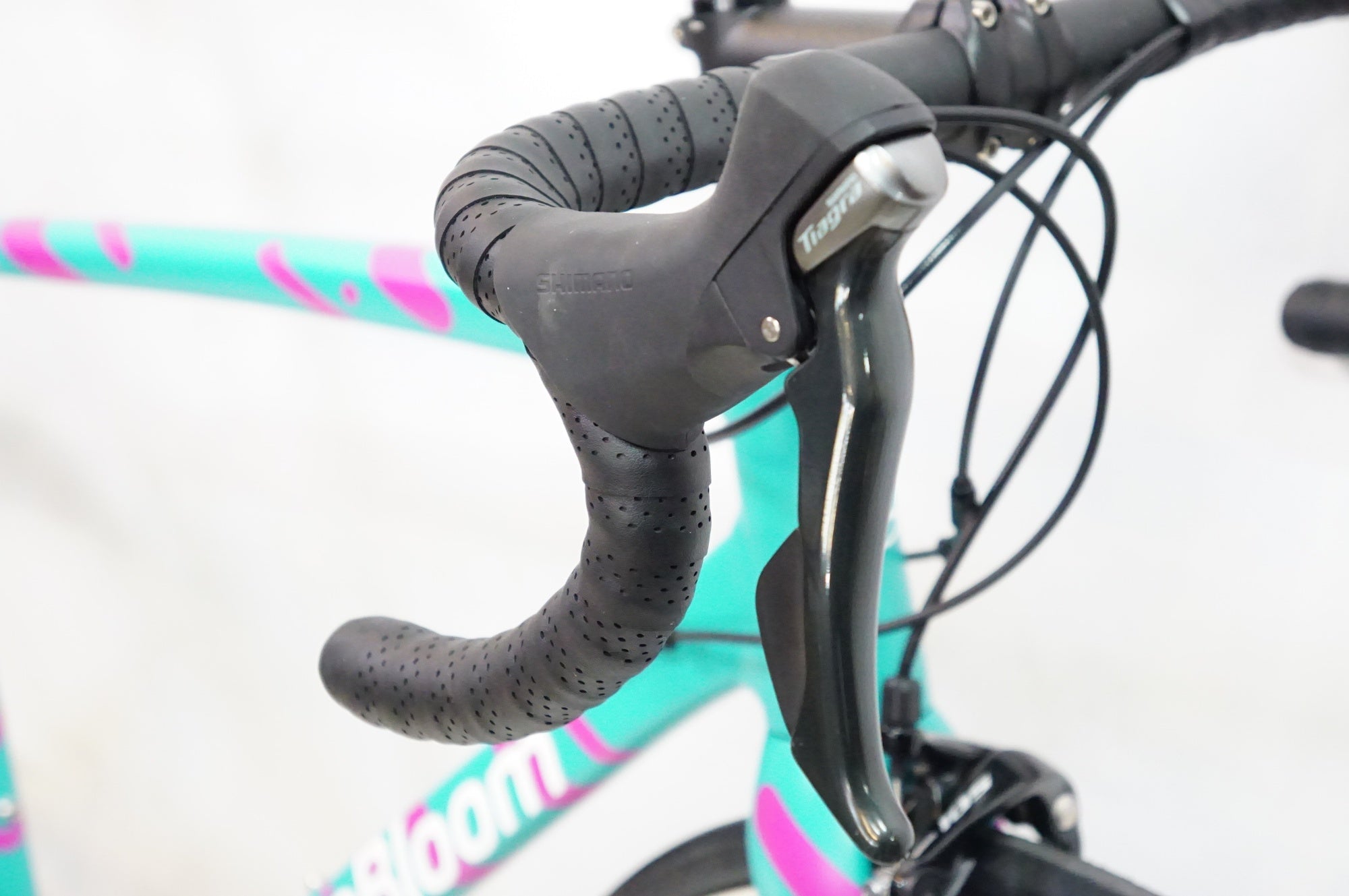 KHODAABLOOM 「コーダブルーム」 FARNA TIAGRA 2024年モデル ロードバイク / 熊谷本店