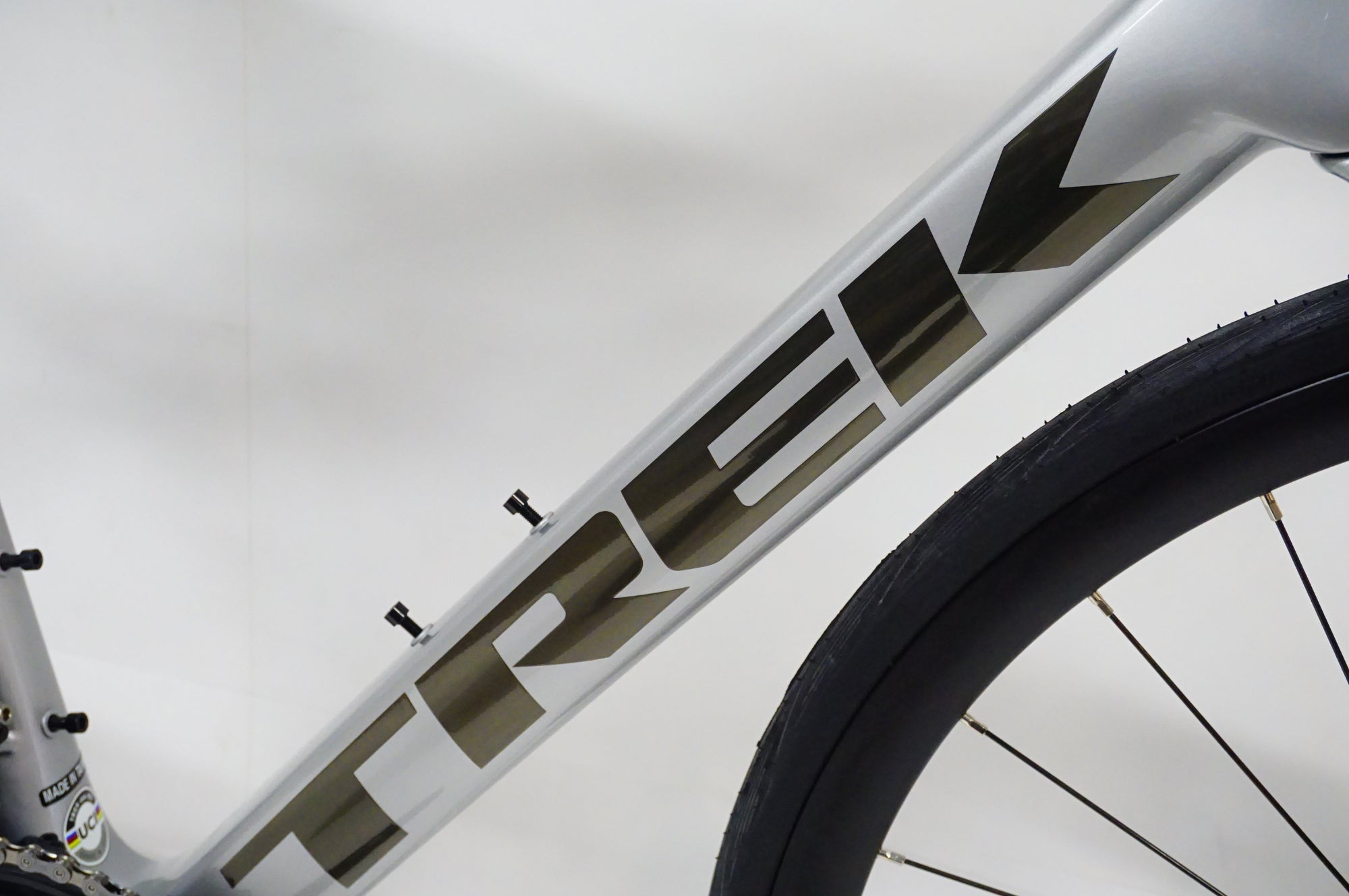TREK 「トレック」 EMONDA SL5 DISC 2021年モデル ロードバイク / 名古屋大須店
