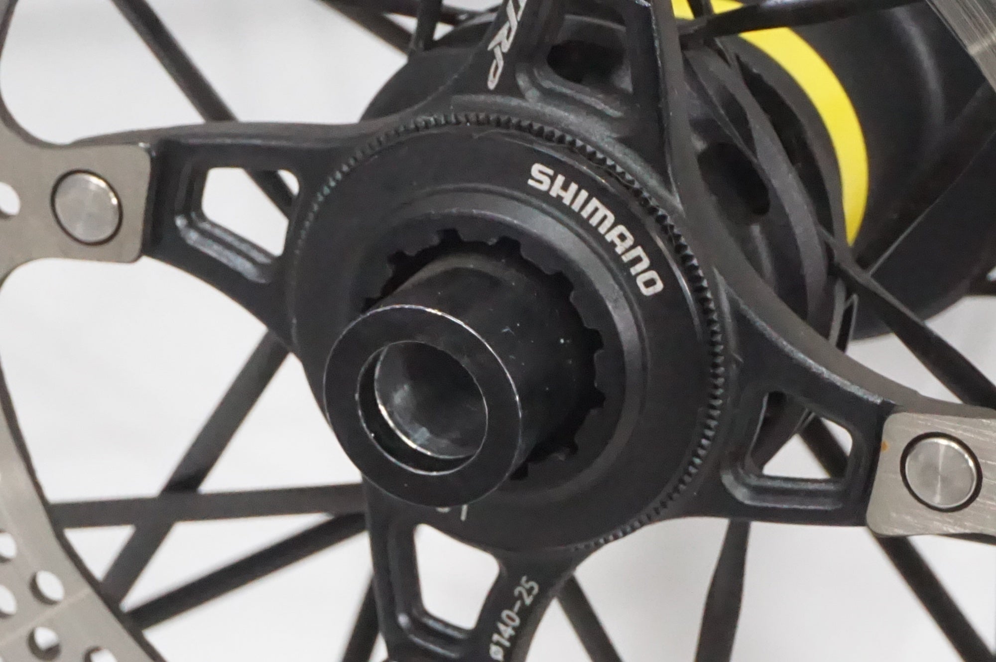 MAVIC 「マヴィック」 COSMIC SLR 65 DISC シマノ11速 ホイールセット
