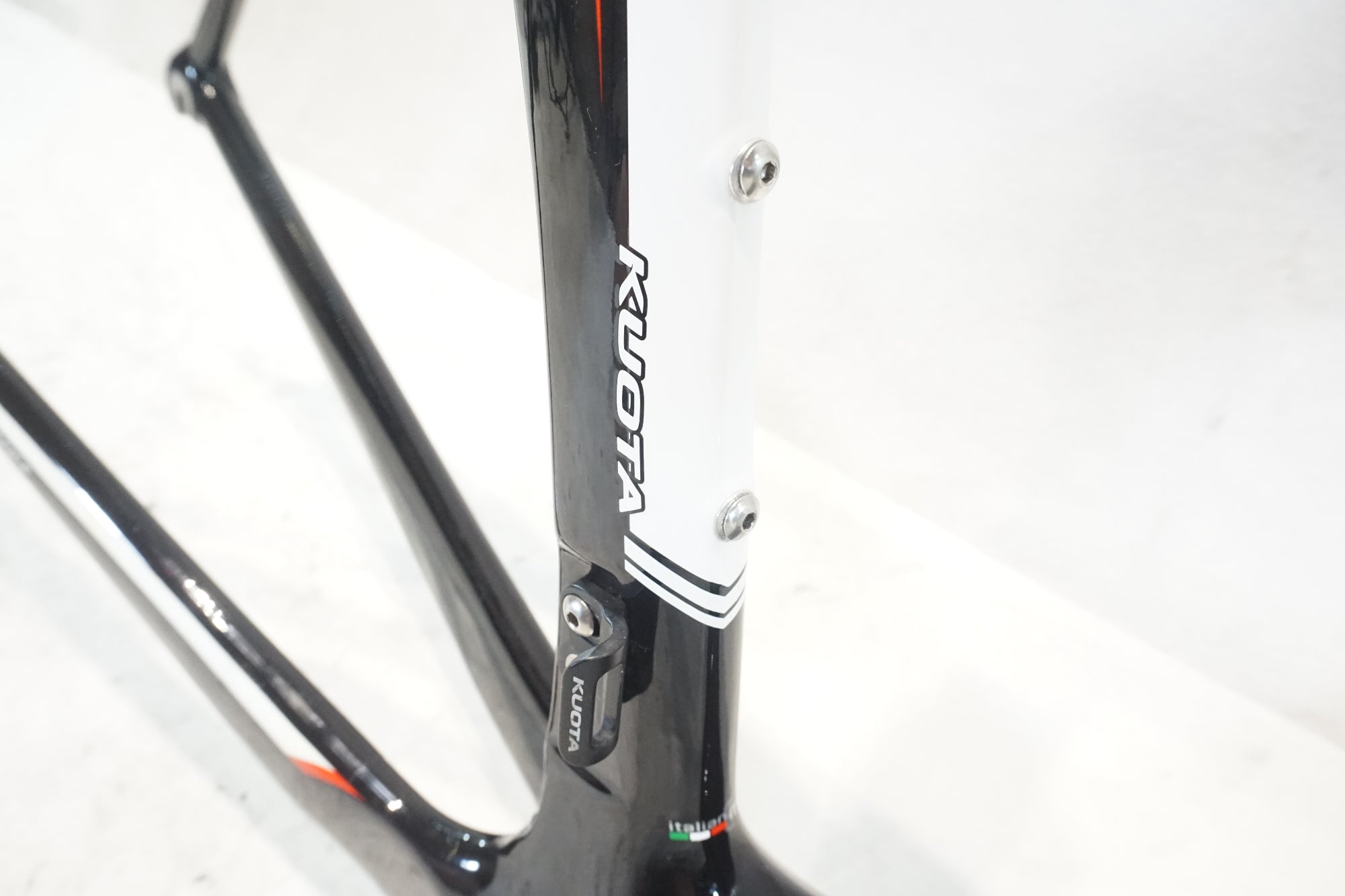 2016 KUOTA KRYON フレームセット Lサイズ(リムブレーキ) KUOTA 「クオータ」 KRYON 2016年モデル フレームセット / 横浜