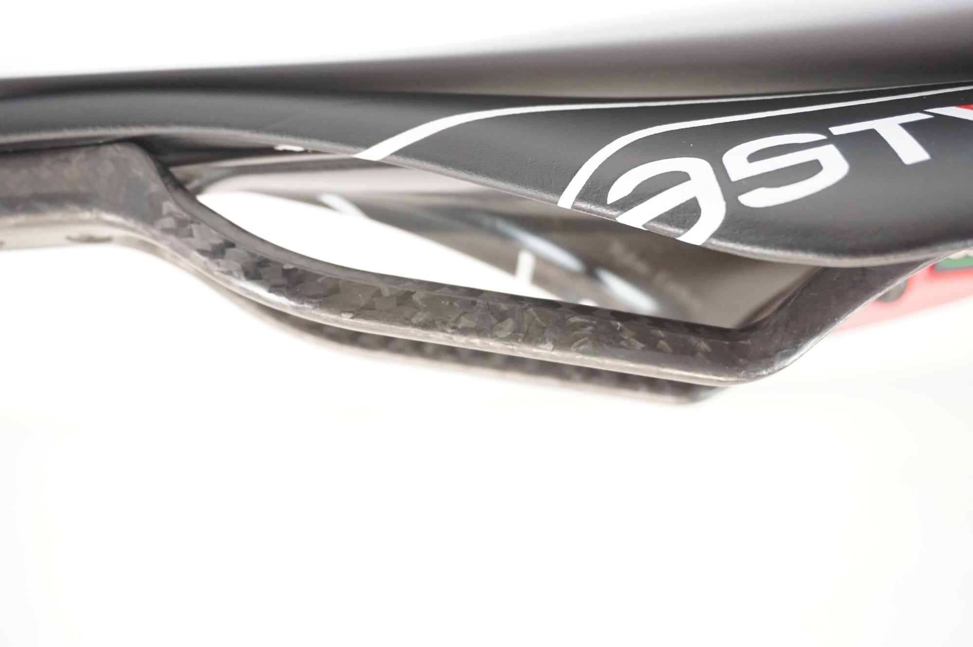 ASTUTE 「アスチュート」 RUSH サドル / 宇都宮店