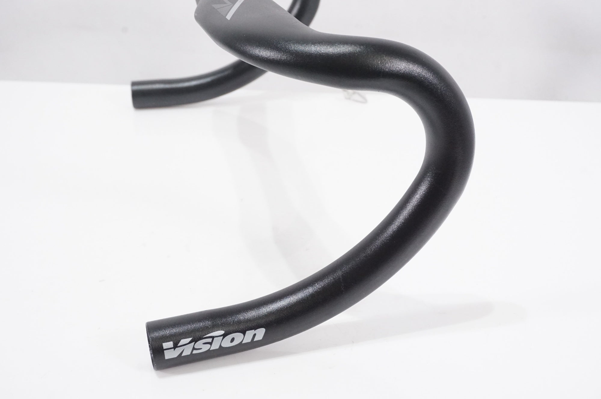 VISION 「ヴィジョン」 TRIMAX AERO φ31.8 400mm ハンドル / AKIBA店