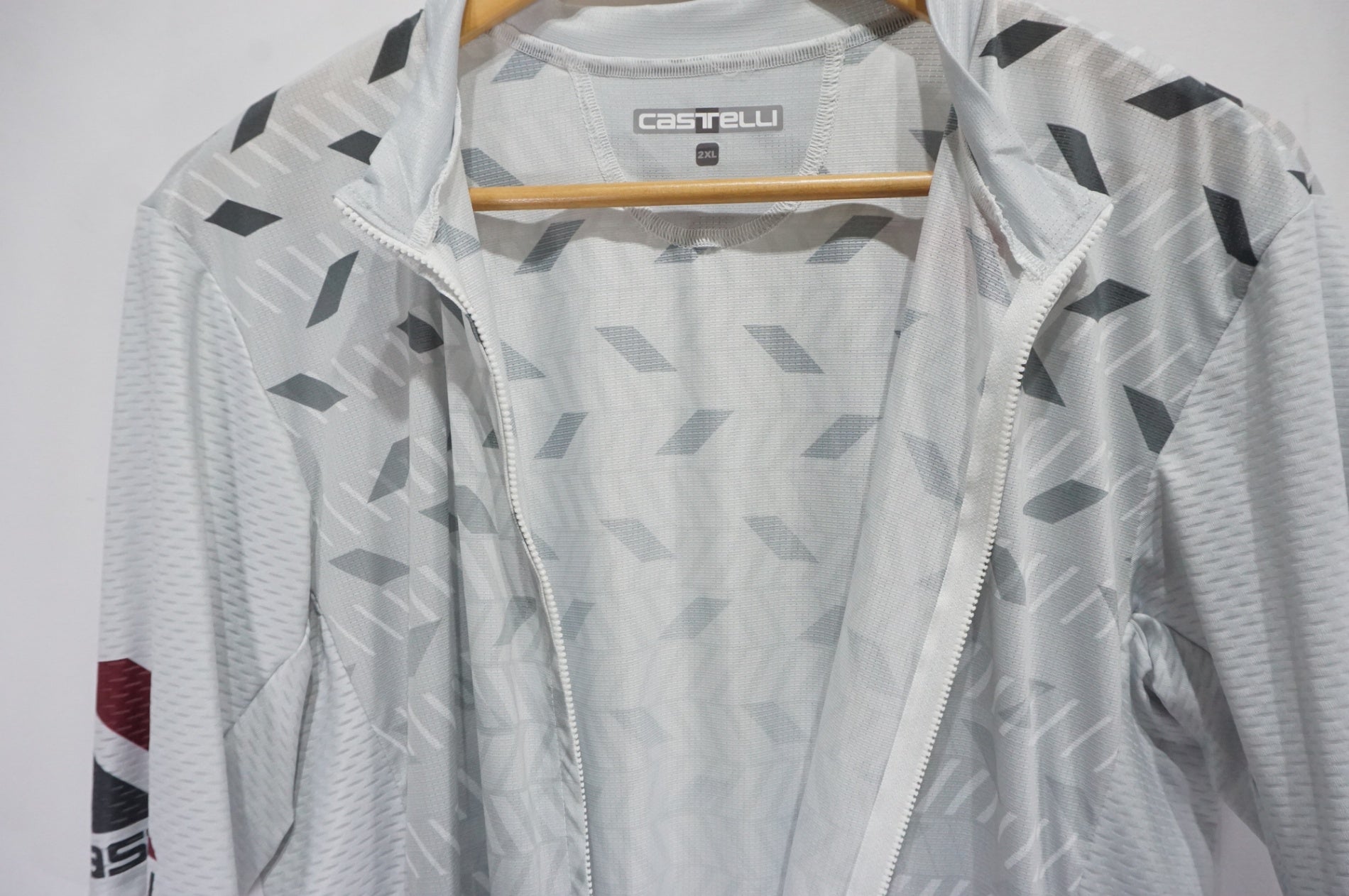 CASTELLI 「カステリ」 2XLサイズ 半袖ジャージ / AKIBA店