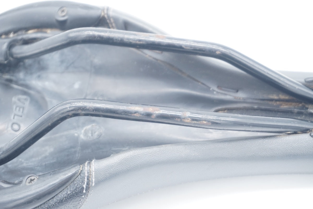 VELO 「ベロ」 AXIOM サドル / 京都八幡店