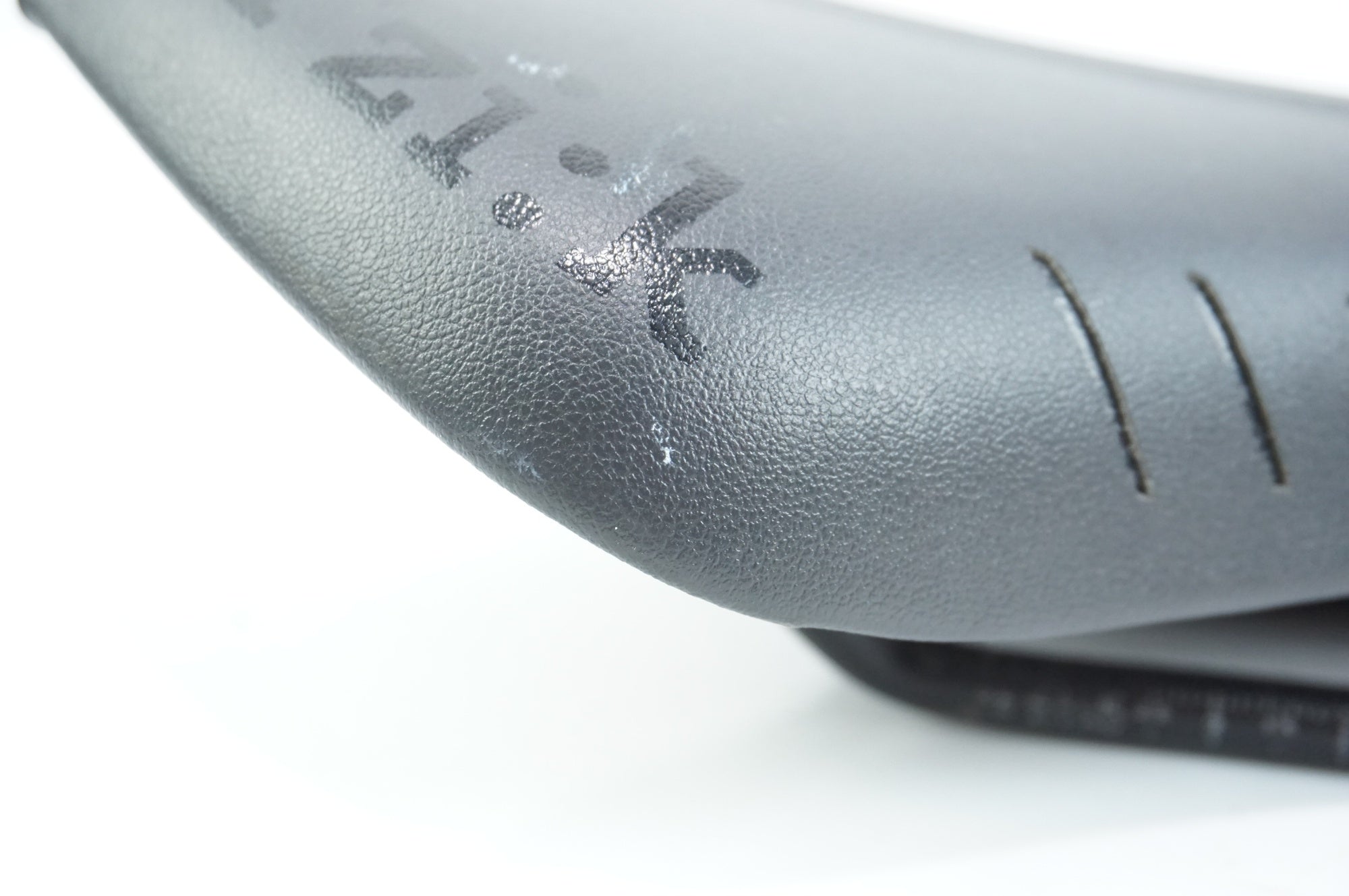 FIZIK 「フィジーク」 ANTARES R7 サドル / 中目黒店