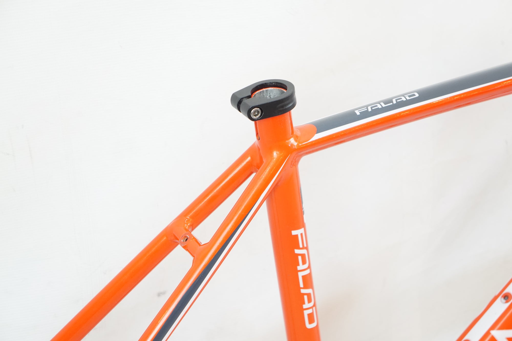 NESTO 「ネスト」 FALAD 年式不明 フレームセット / バイチャリ浦和ベース