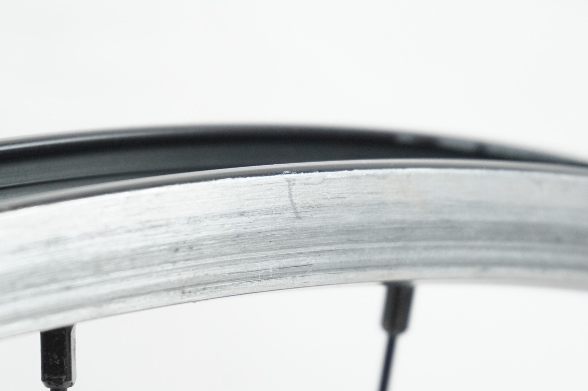 WHITE INDUSTRIES 「ホワイトインダストリーズ」 ENO ECCENTRIC HUB x SUNRIMUS RHYNO LITE 26インチ リアホイール / 中目黒店