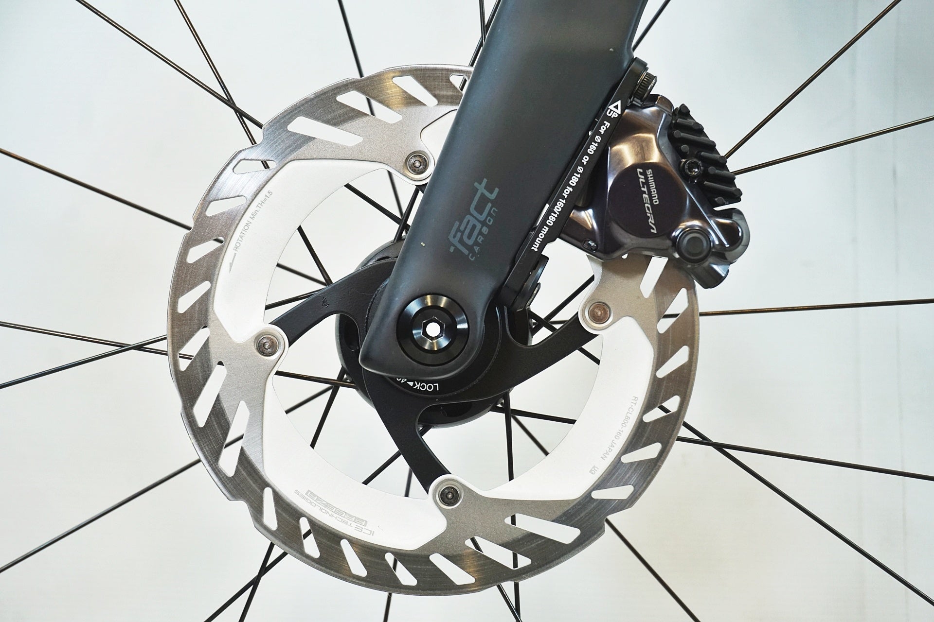 SPECIALIZED 「スペシャライズド」 VENGE PRO DISC 2019年モデル