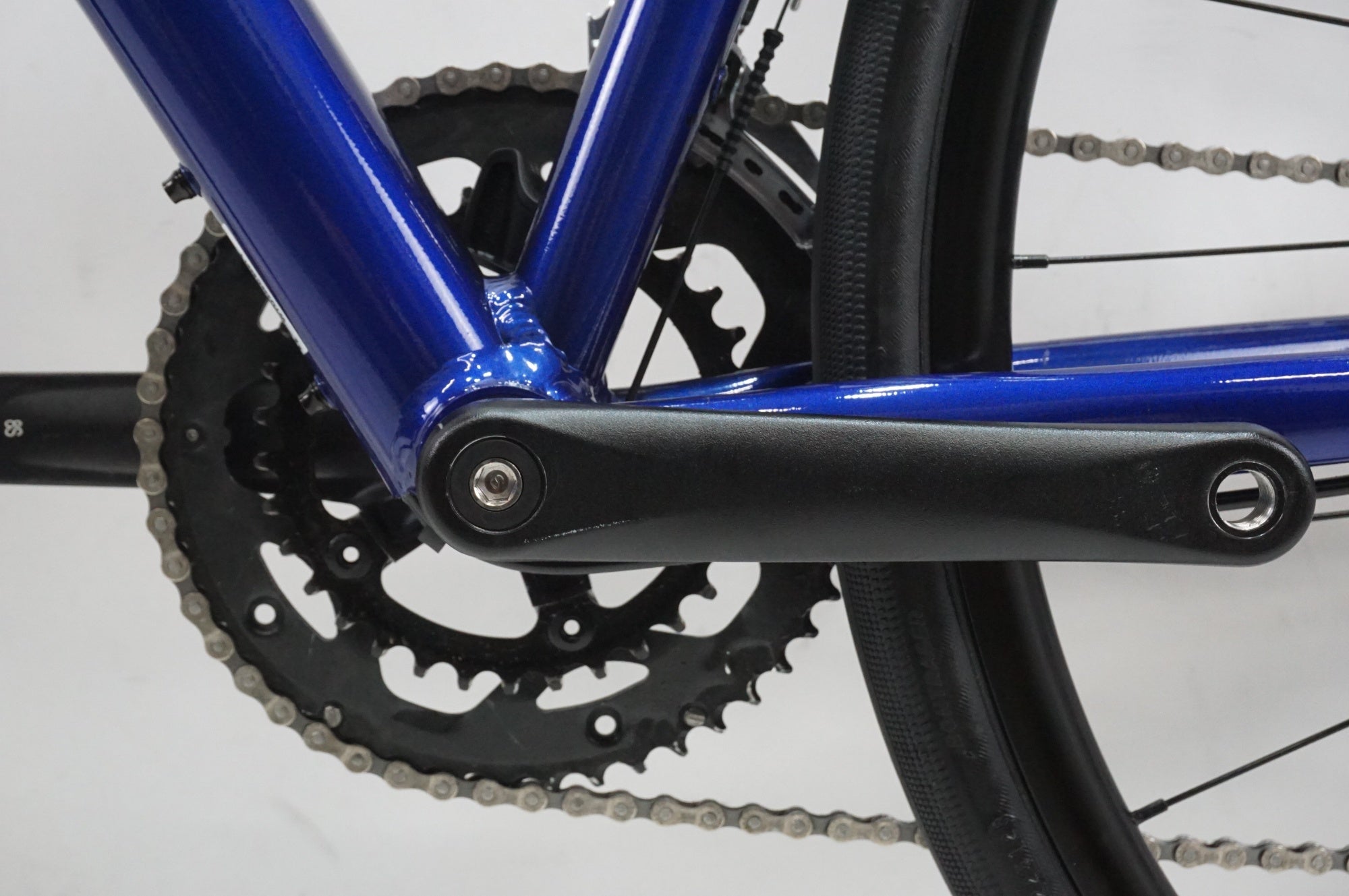 TREK 「トレック」 DOMANE AL2 DISC 2023年モデル ロードバイク / 大宮