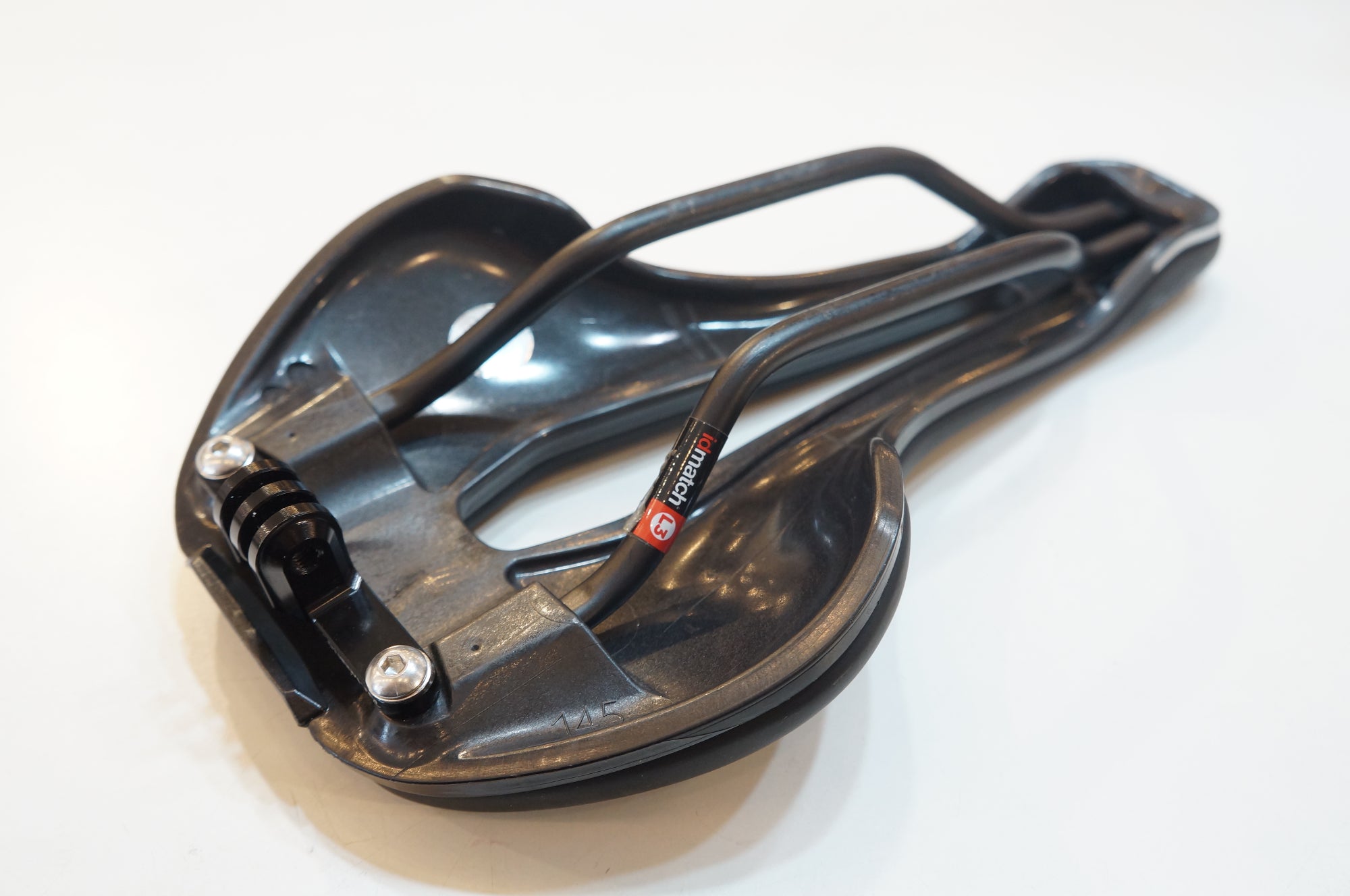 SELLE ITALIA 「セラ イタリア」 FLITE BOOST サドル / バイチャリ浦和ベース
