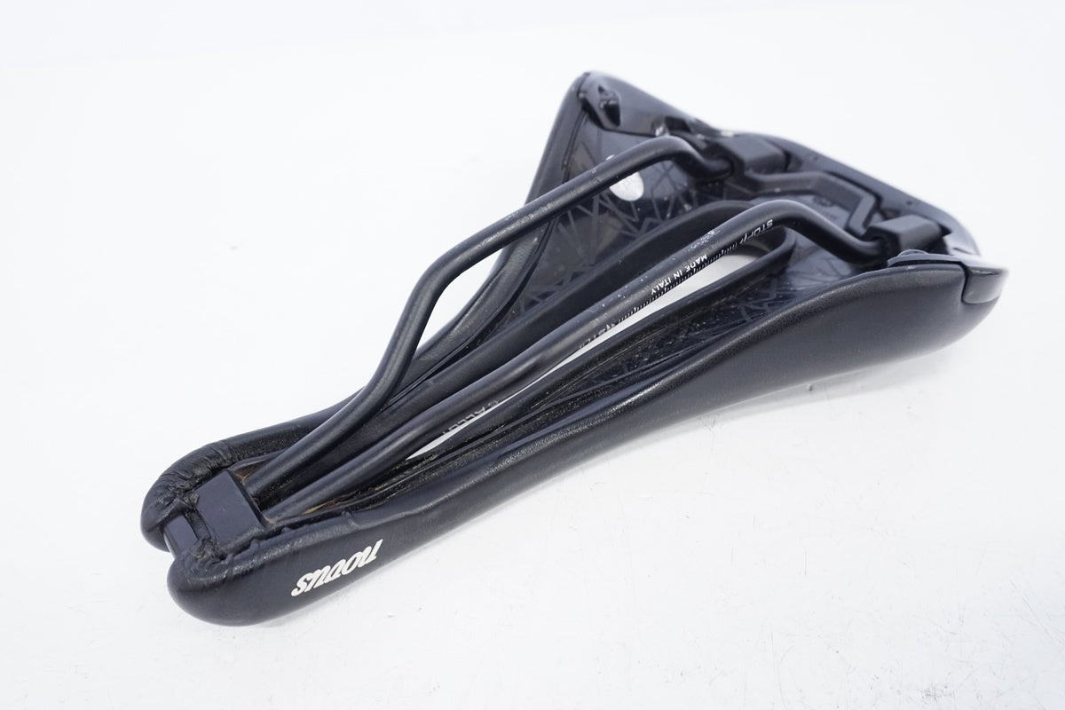 SELLE ITALIA 「セライタリア」 NOVUS BOOST サドル / 浜松店