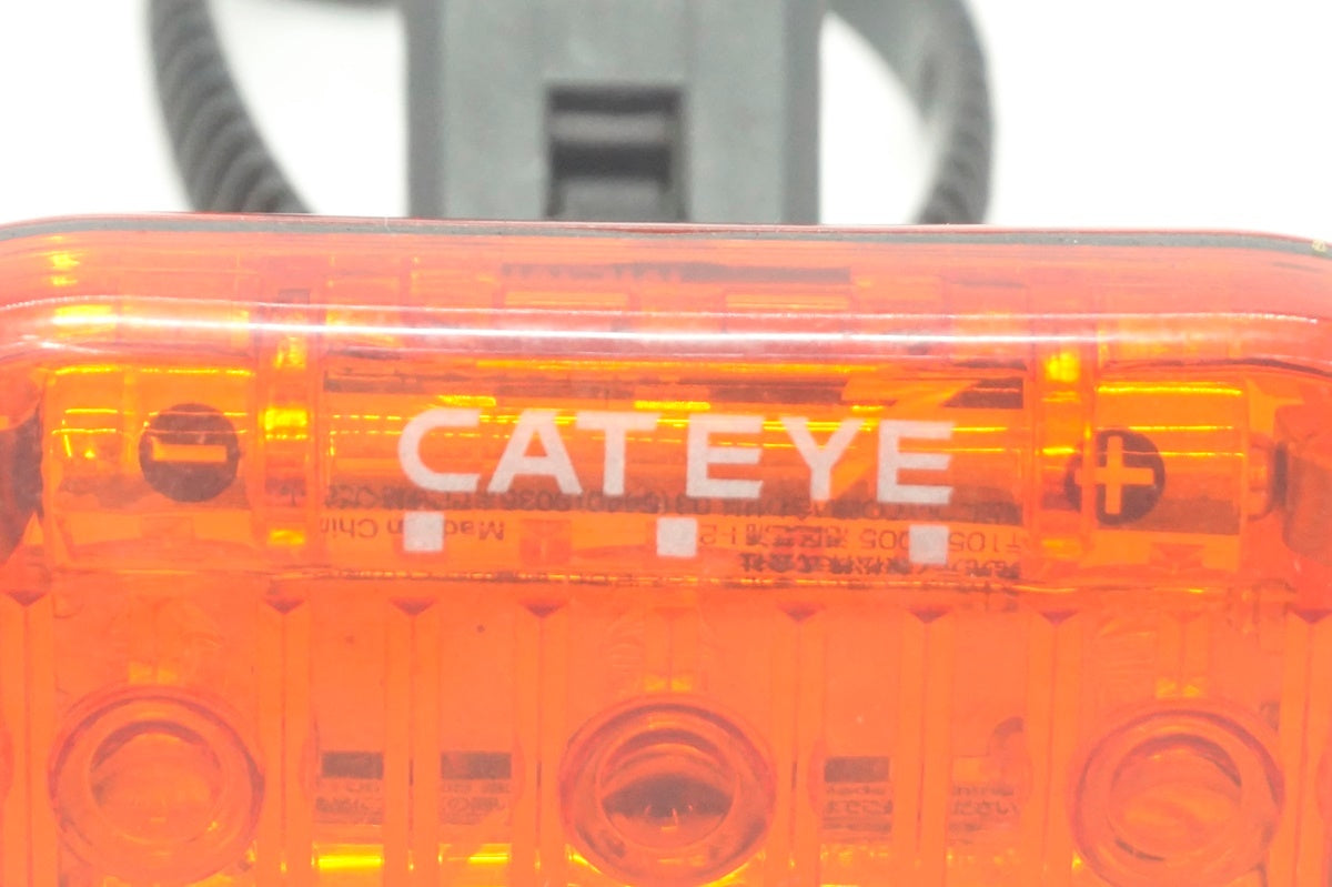 CATEYE 「キャットアイ」 OMNI3 AUTO TL-AU135 リアライト
